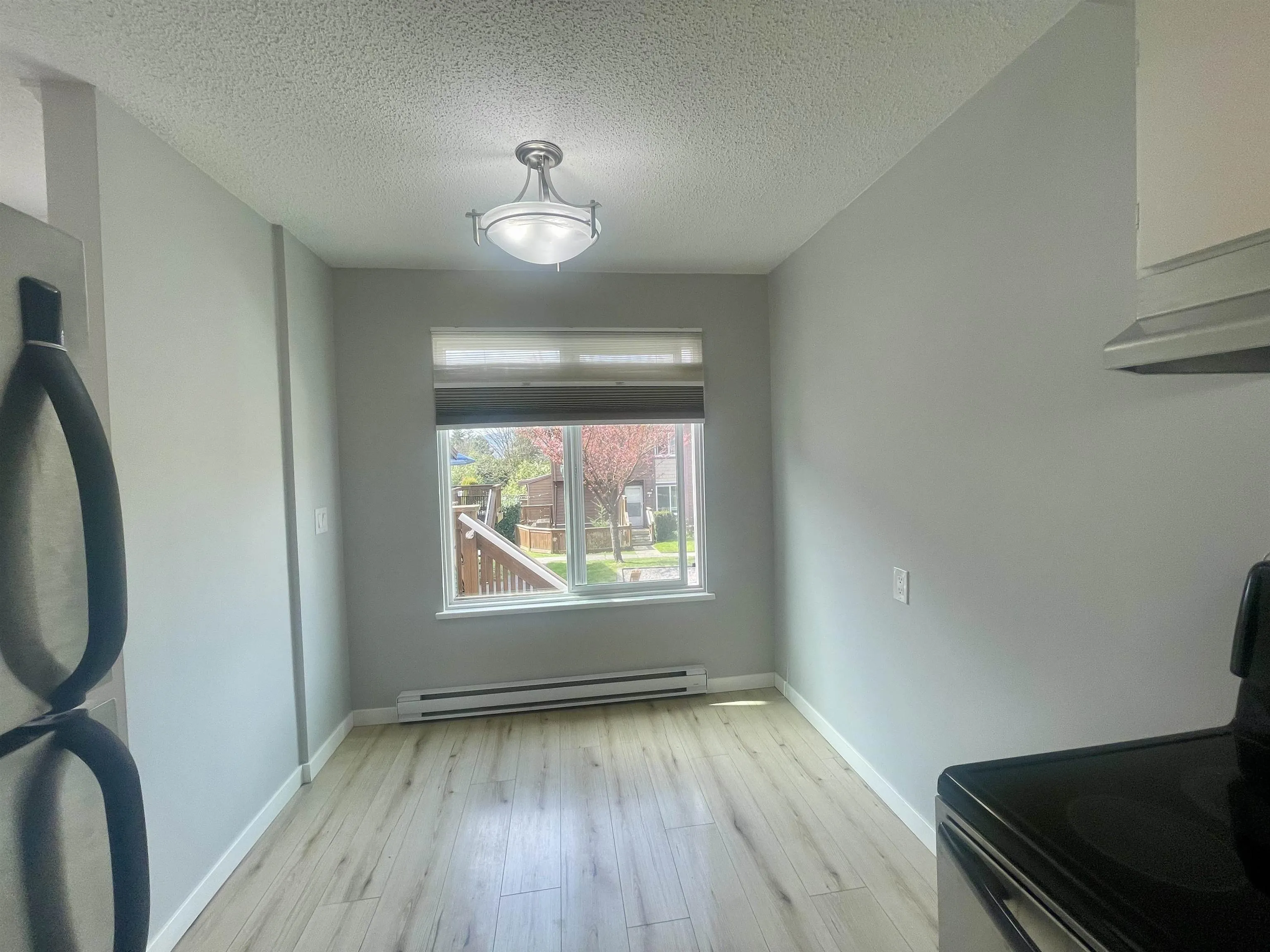 306 Highland Way #4