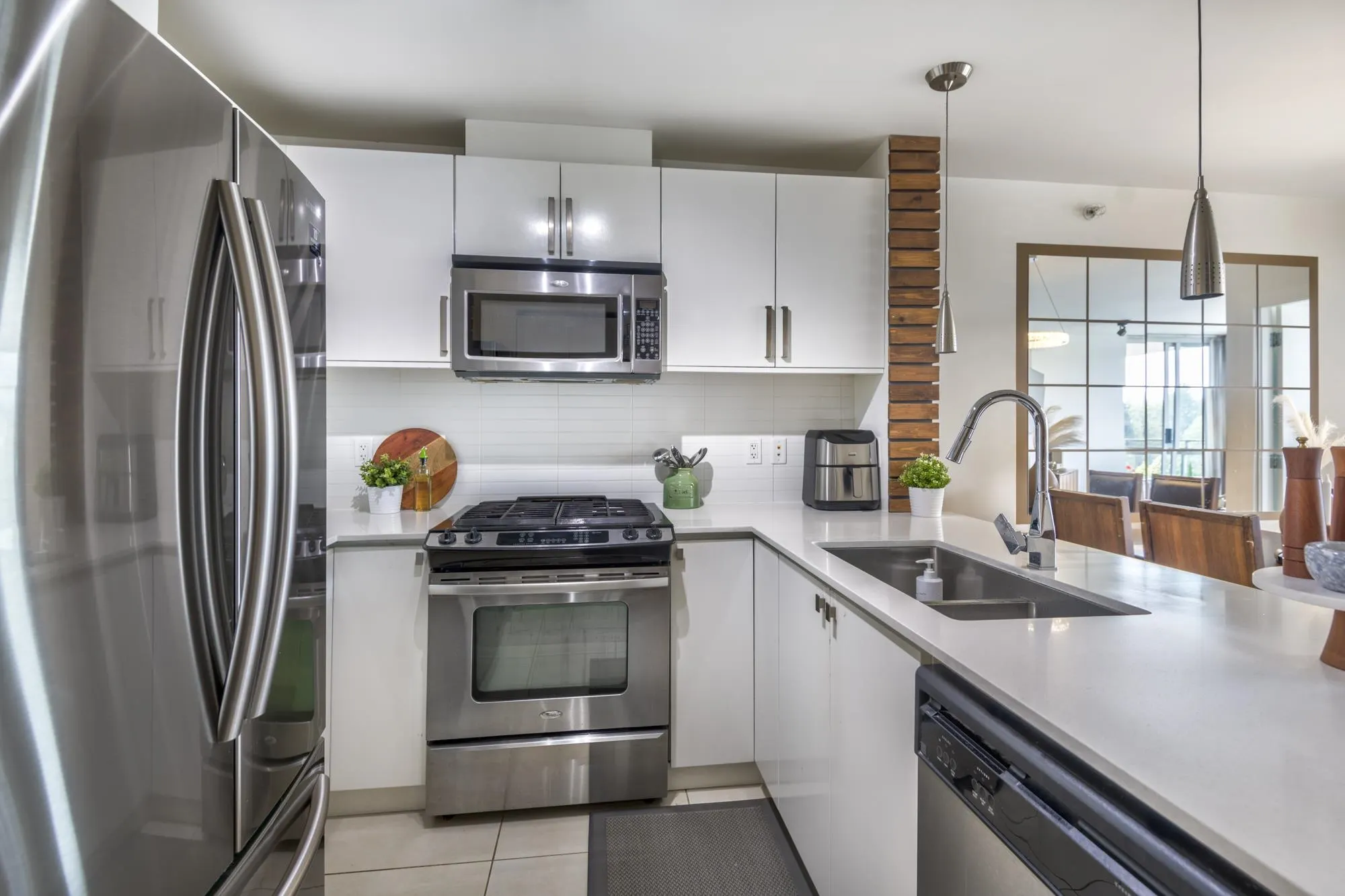 9868 Cameron Street #1606