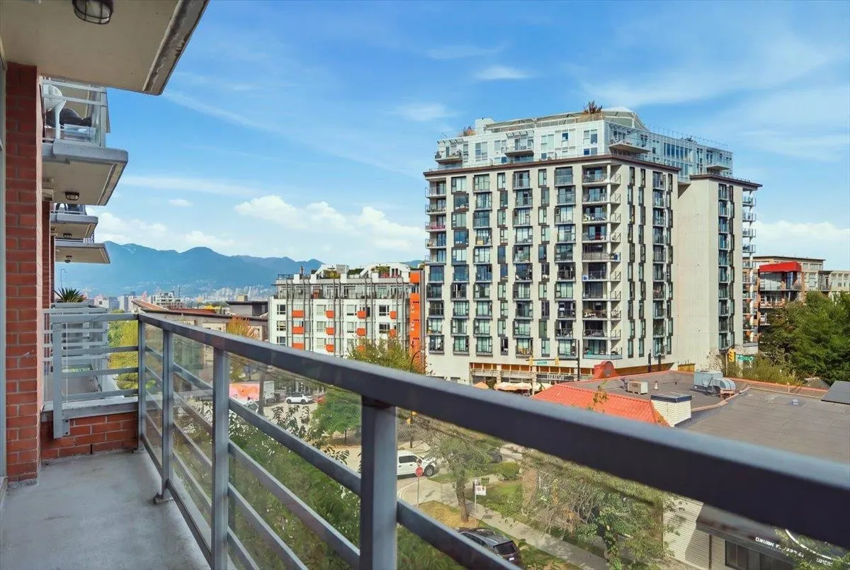 298 E 11th Avenue #512