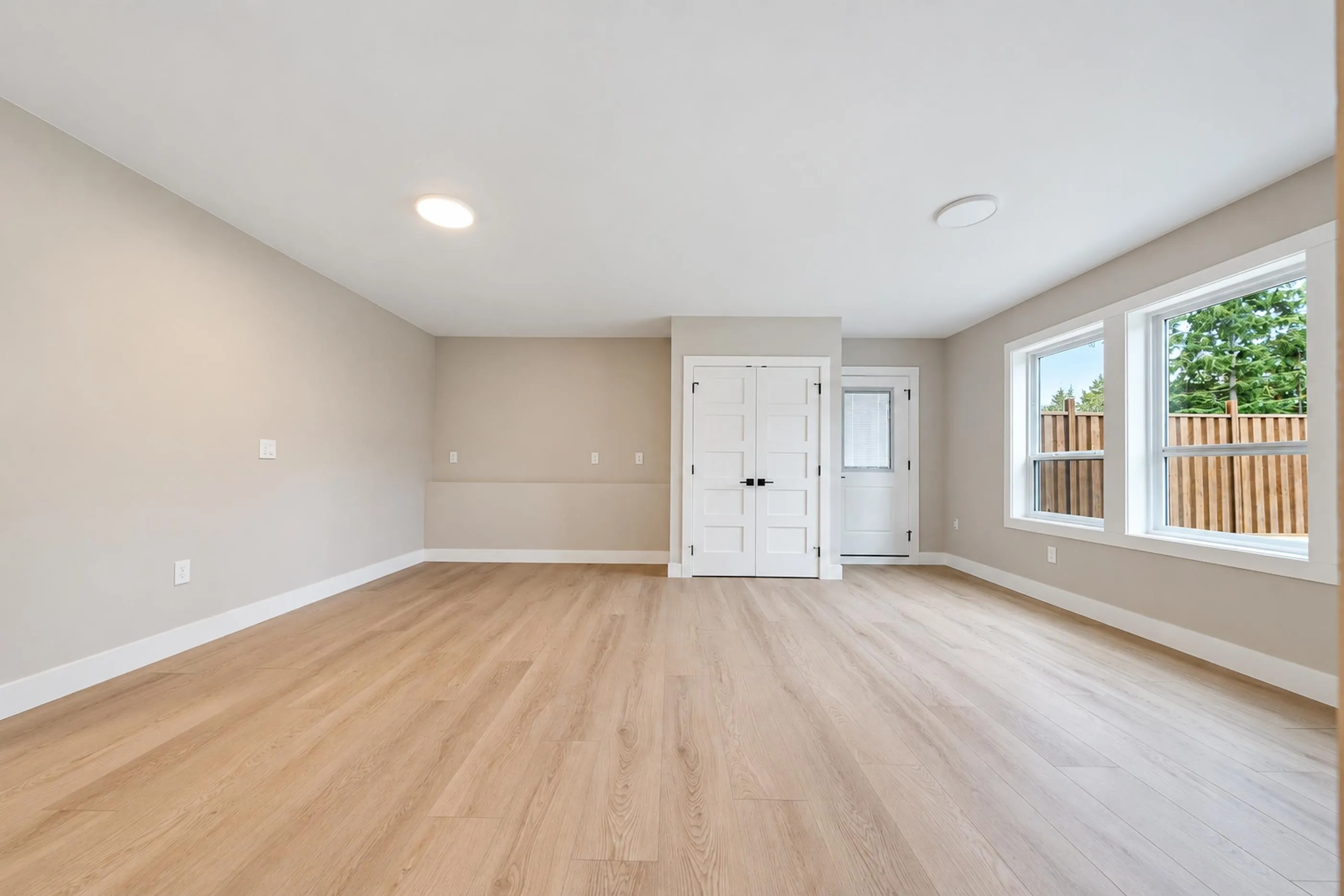1170 Tuxedo Drive