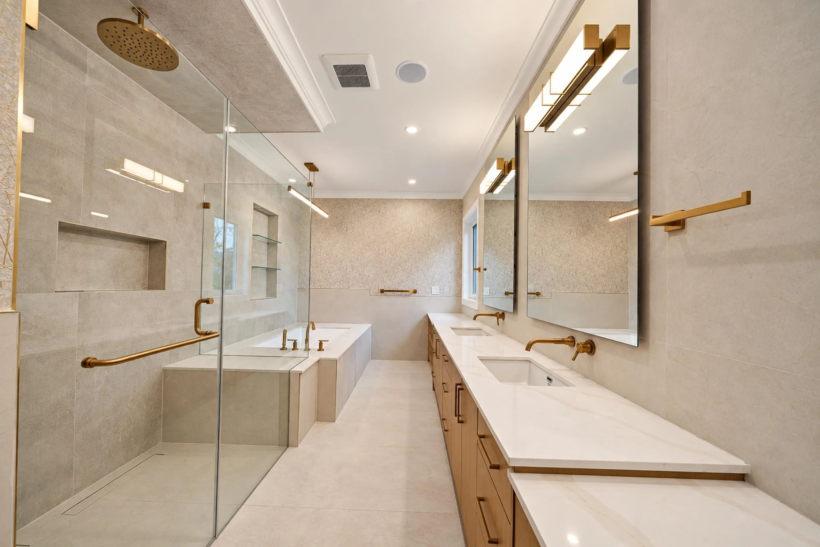 1170 Tuxedo Drive
