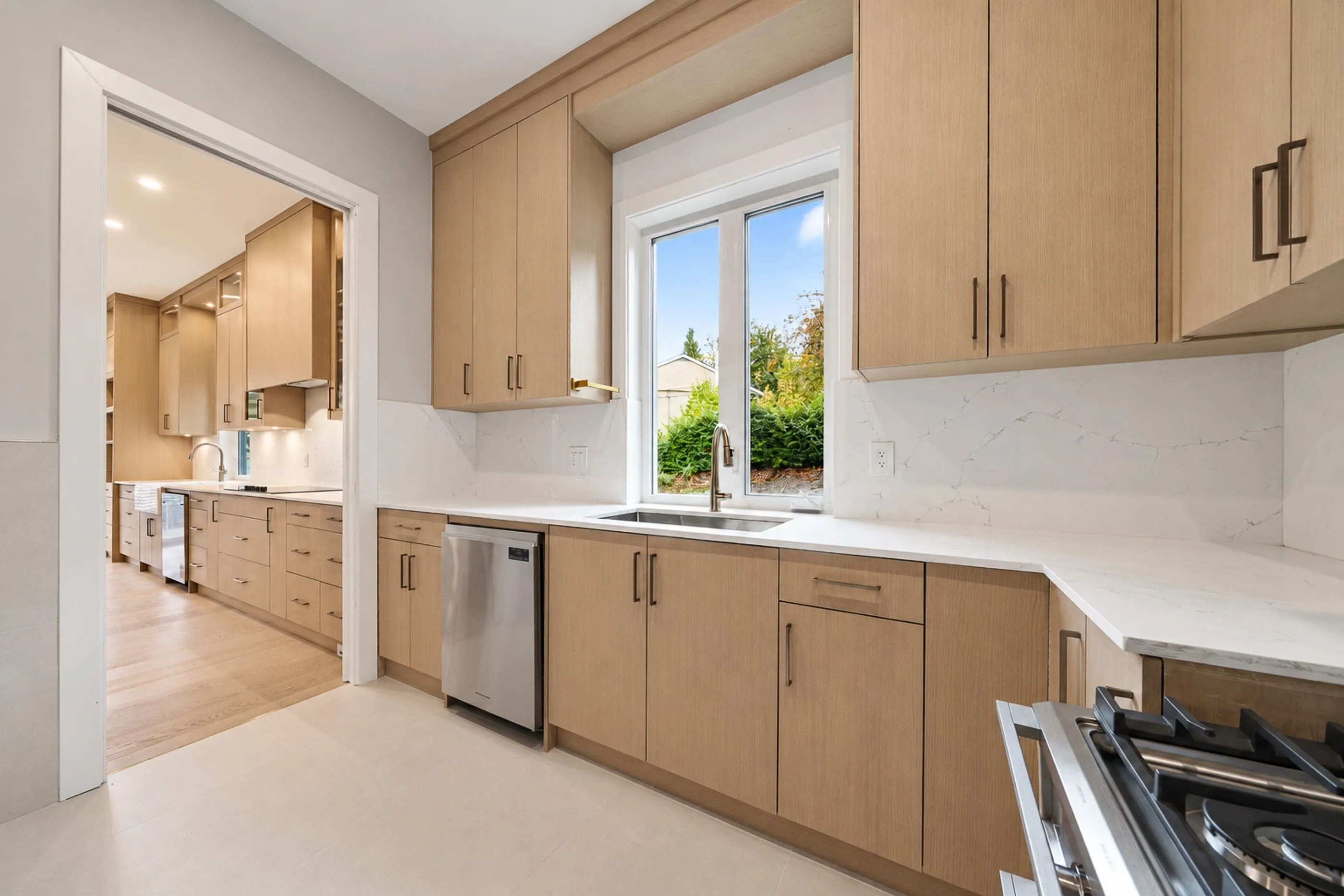1170 Tuxedo Drive