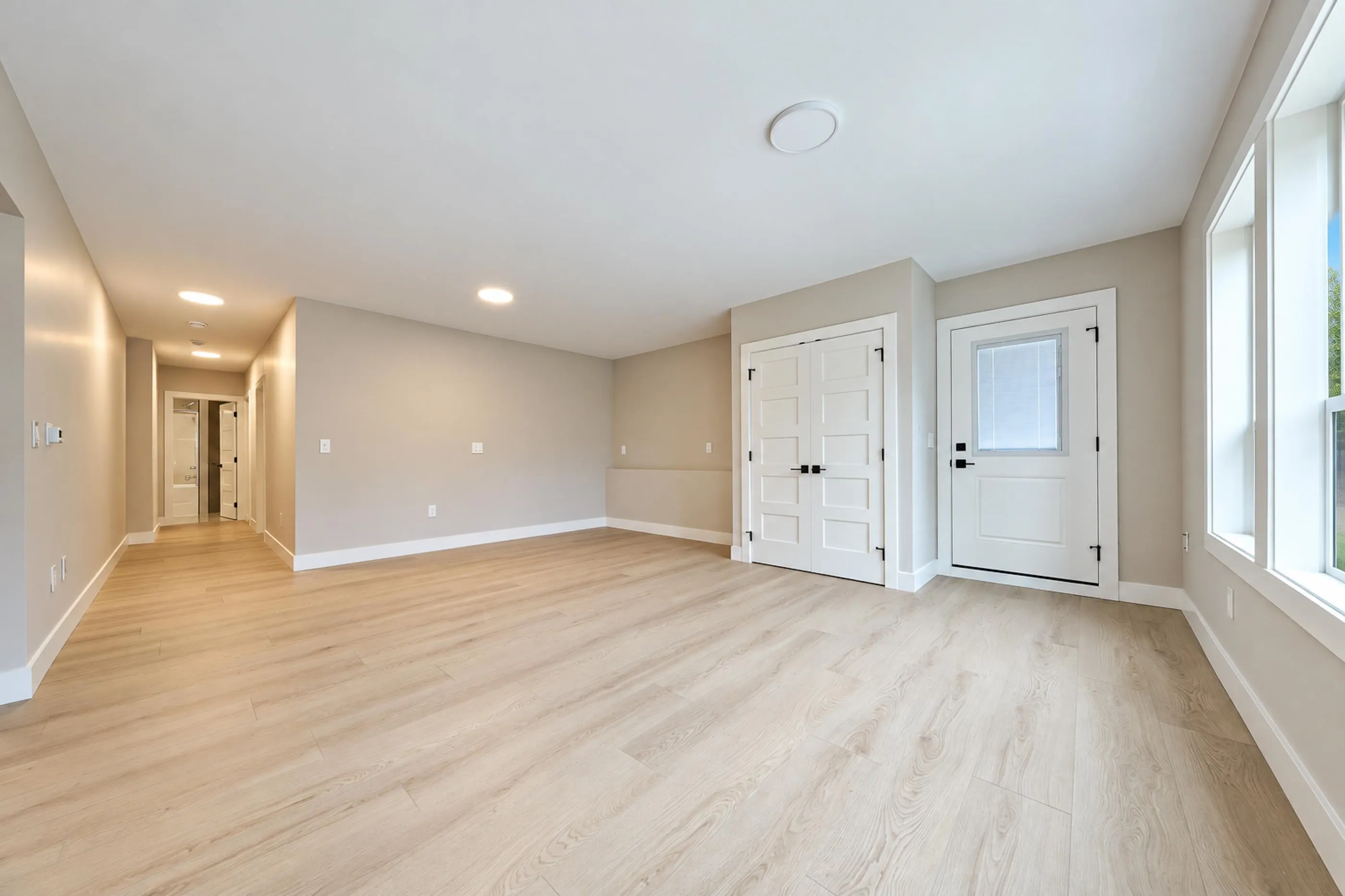 1170 Tuxedo Drive