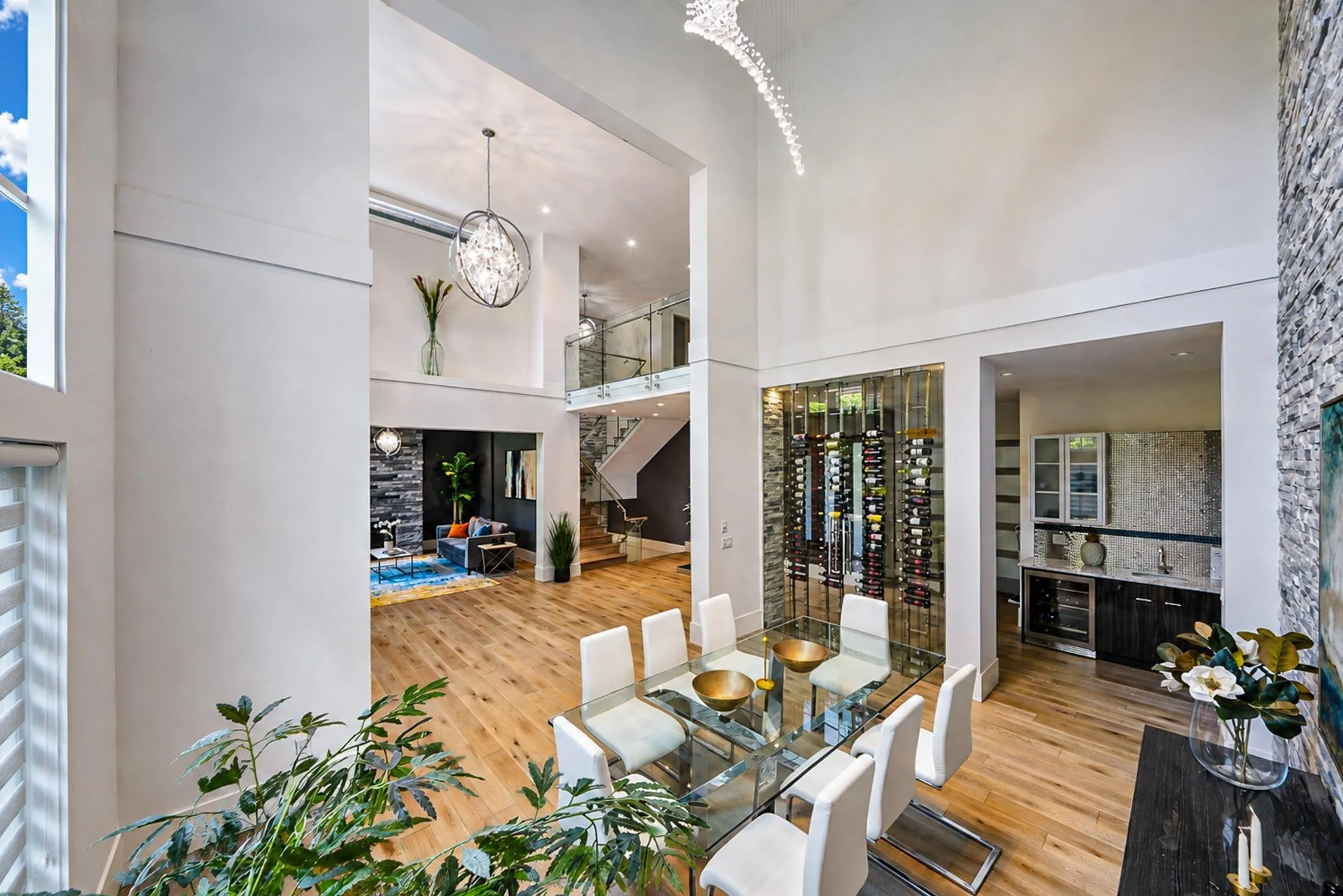 13262 Woodcrest Drive