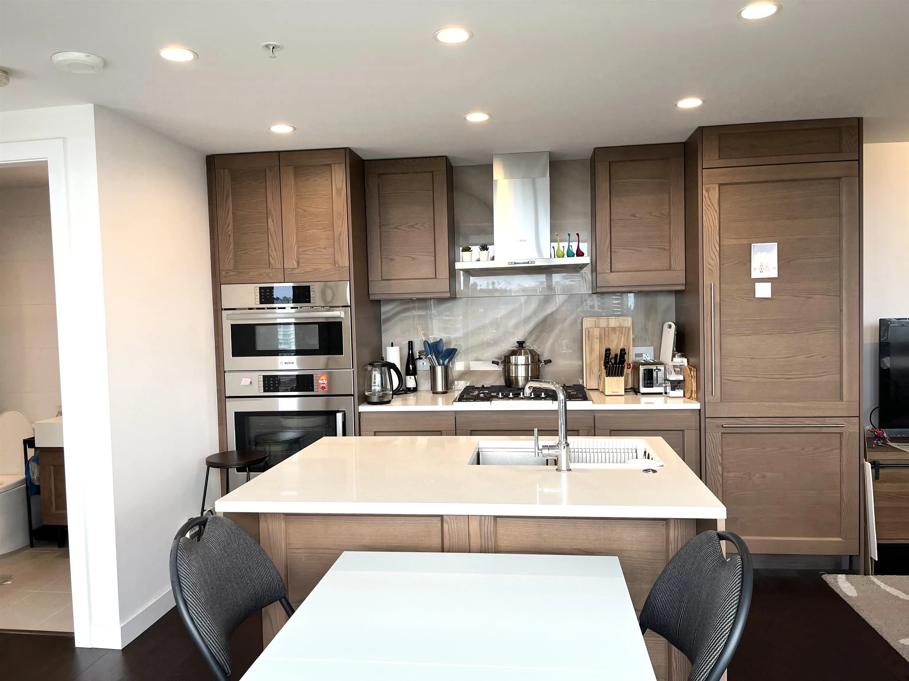 5629 Birney Avenue #902
