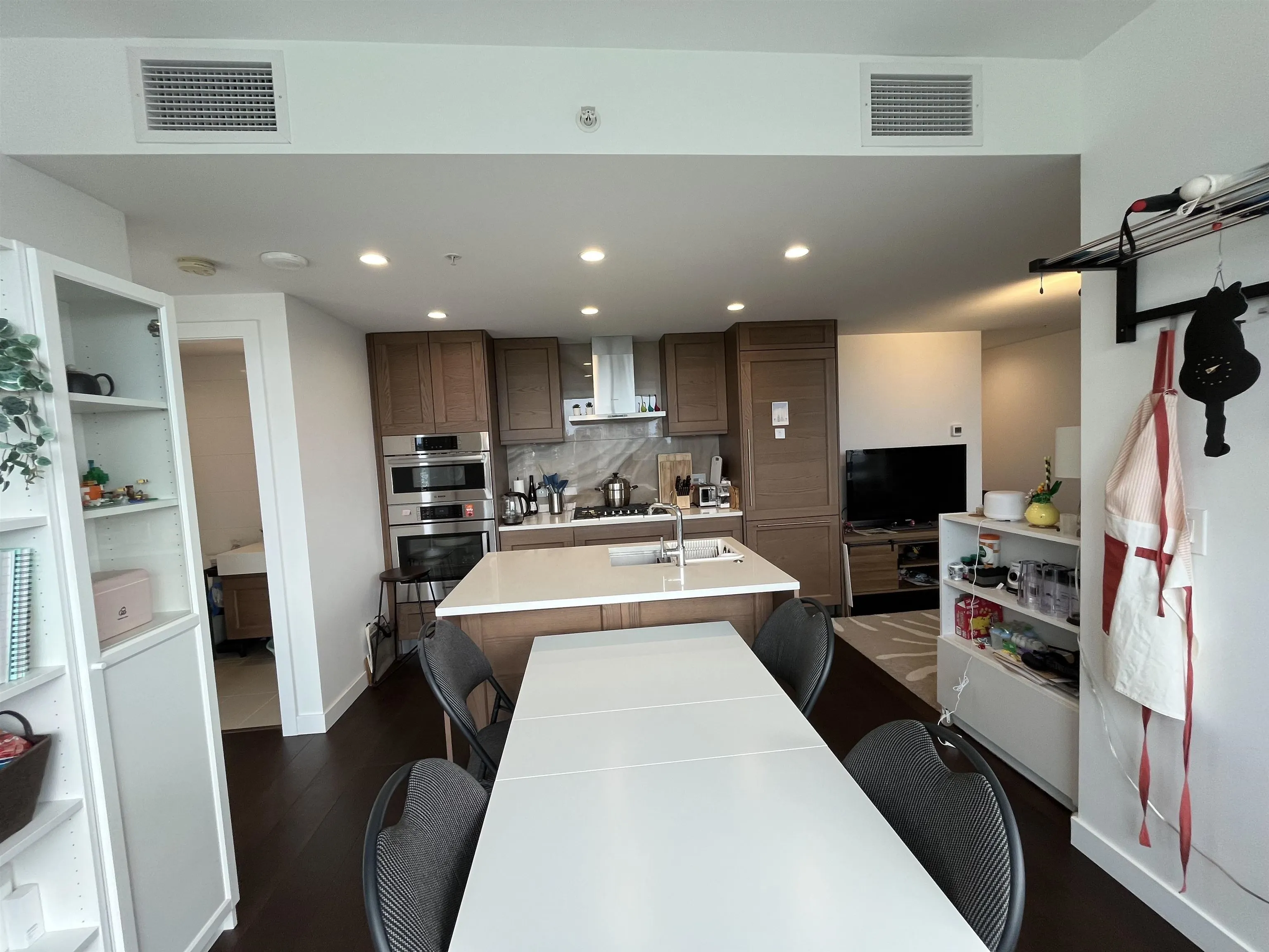 5629 Birney Avenue #902