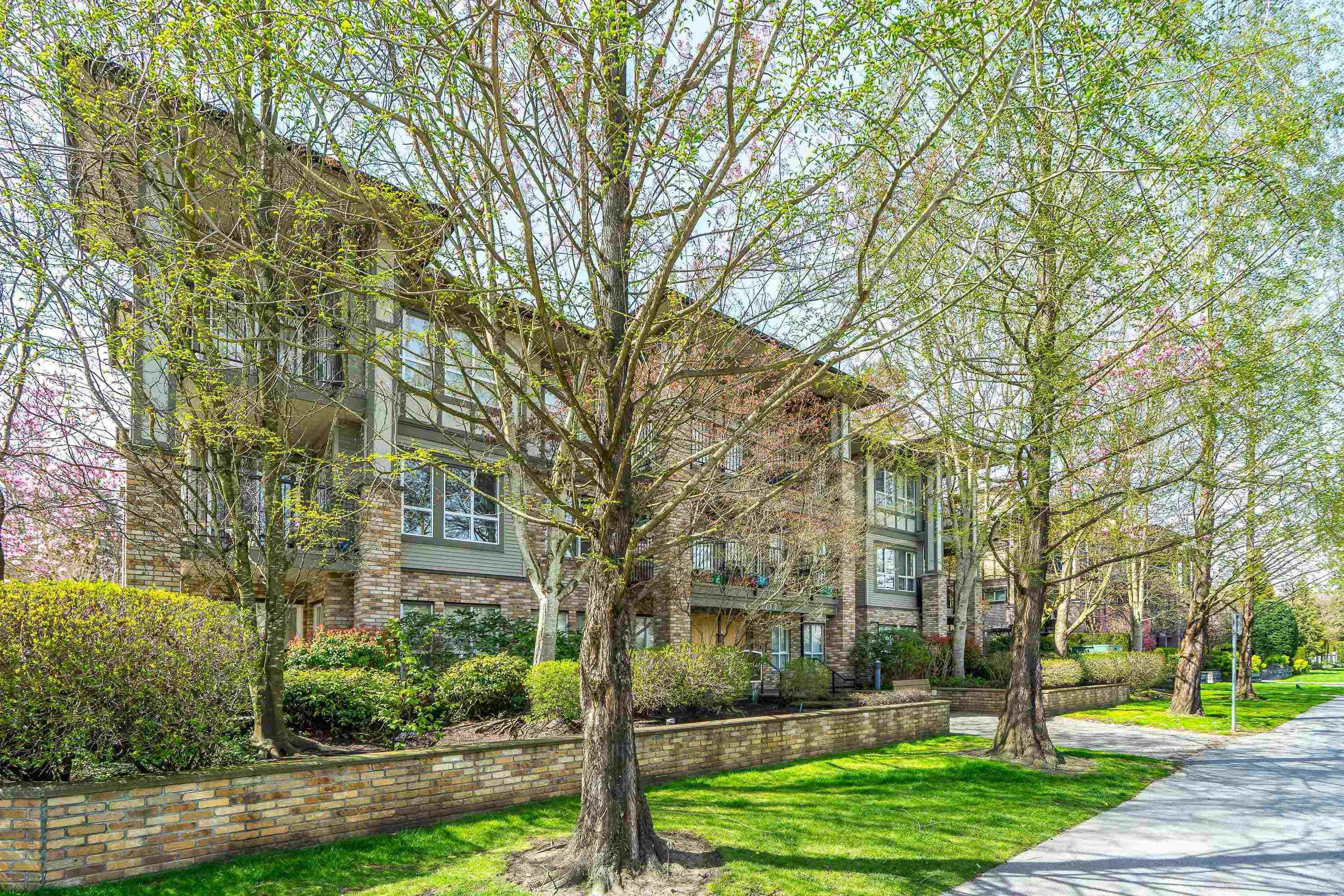 8717 160 Street #407