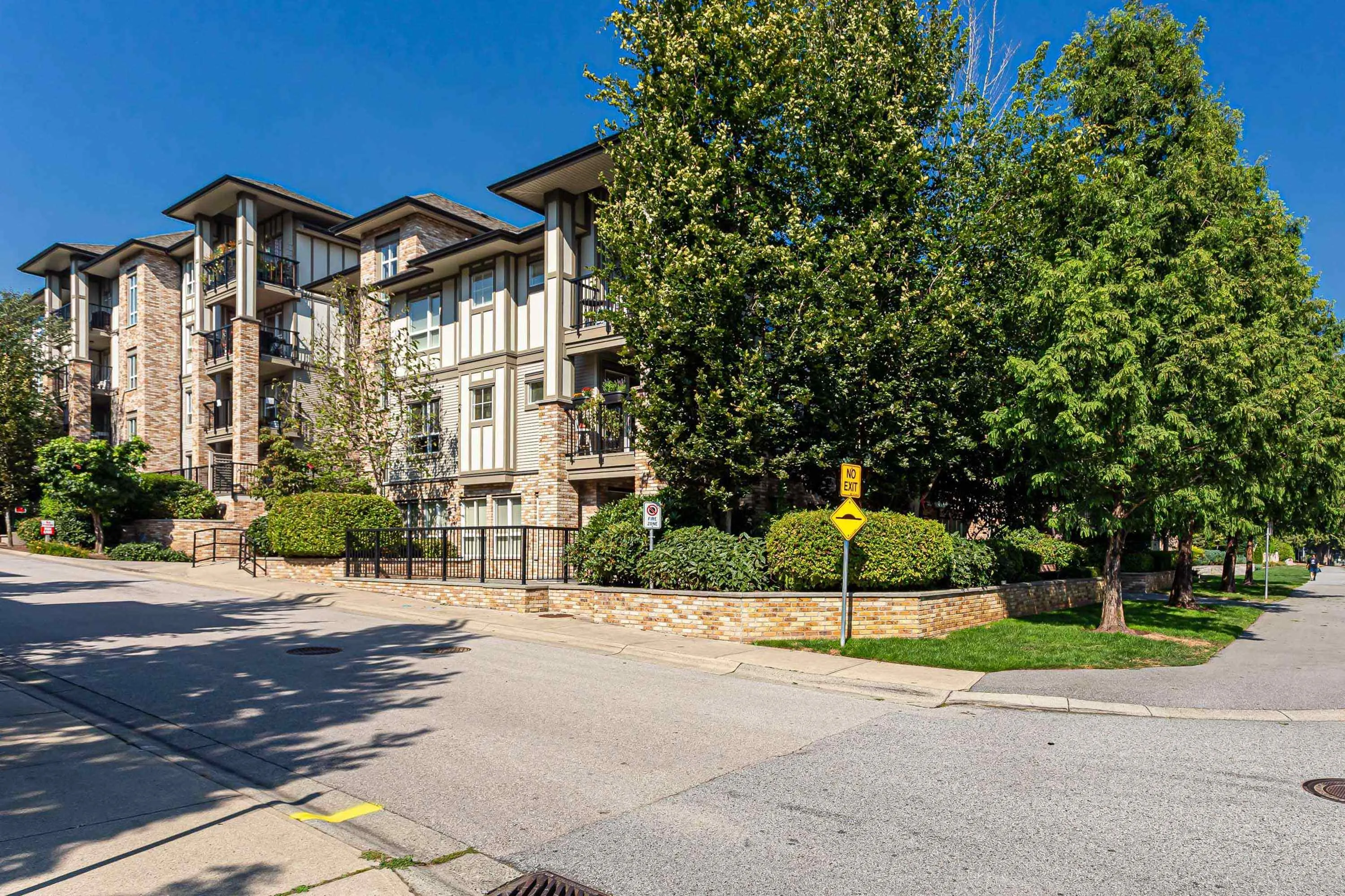 8717 160 Street #407
