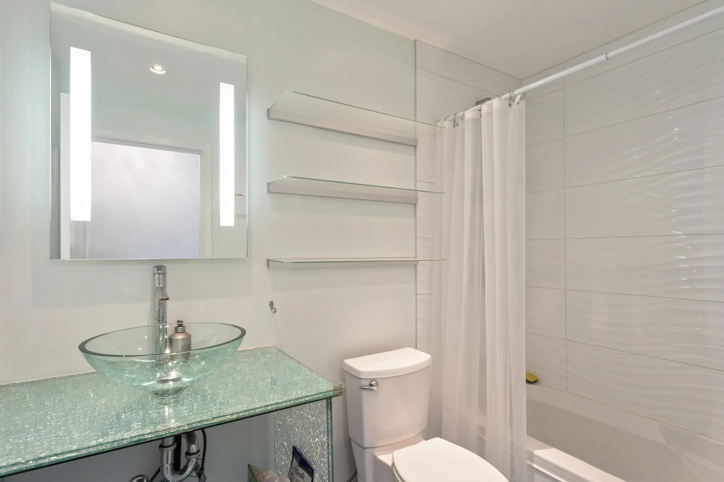 1042 Nelson Street #602