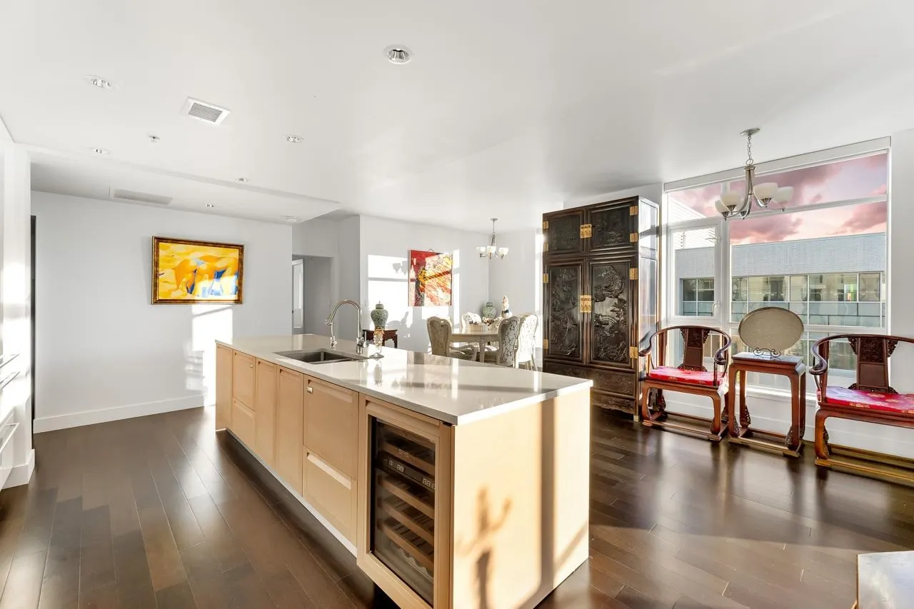 6080 Iona Drive #502
