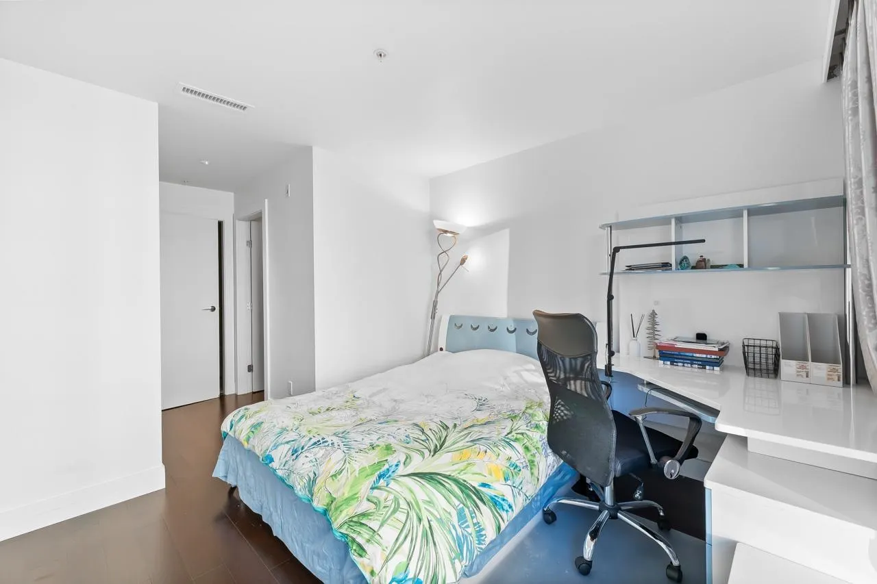 6080 Iona Drive #502