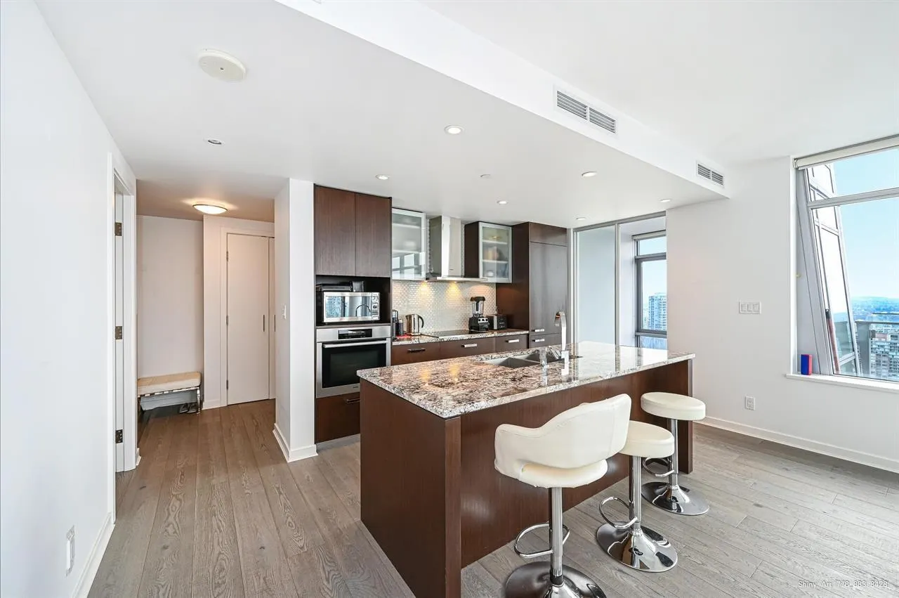 1028 Barclay Street #4001