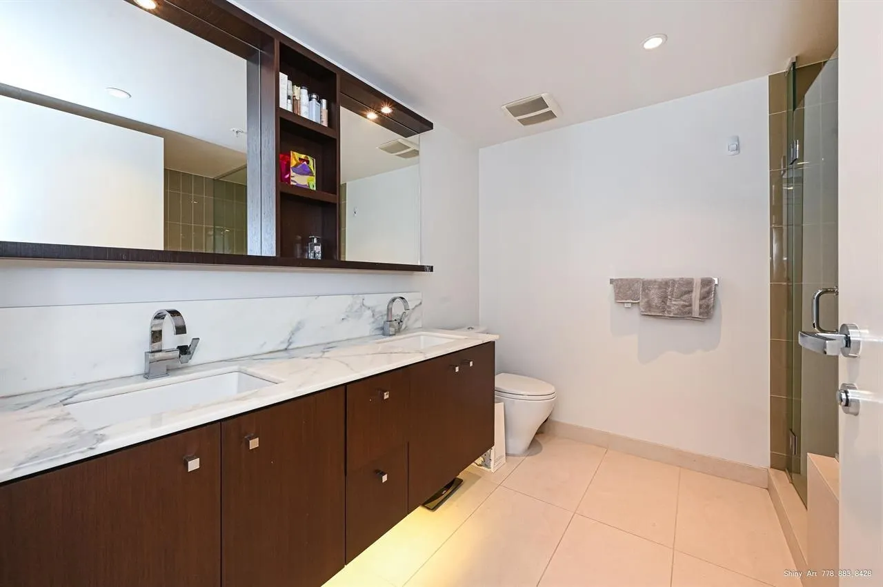 1028 Barclay Street #4001