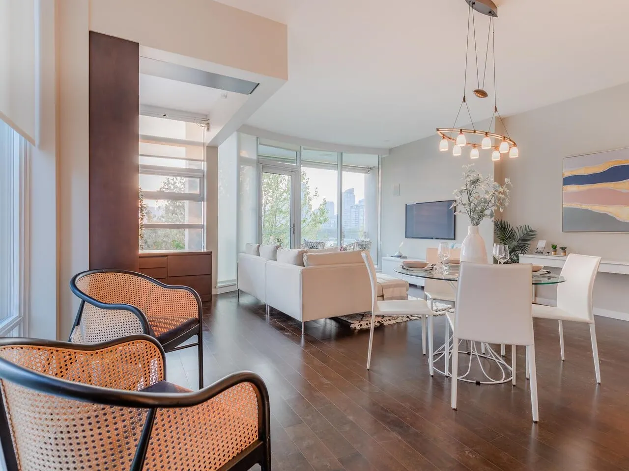 1616 Columbia Street #404