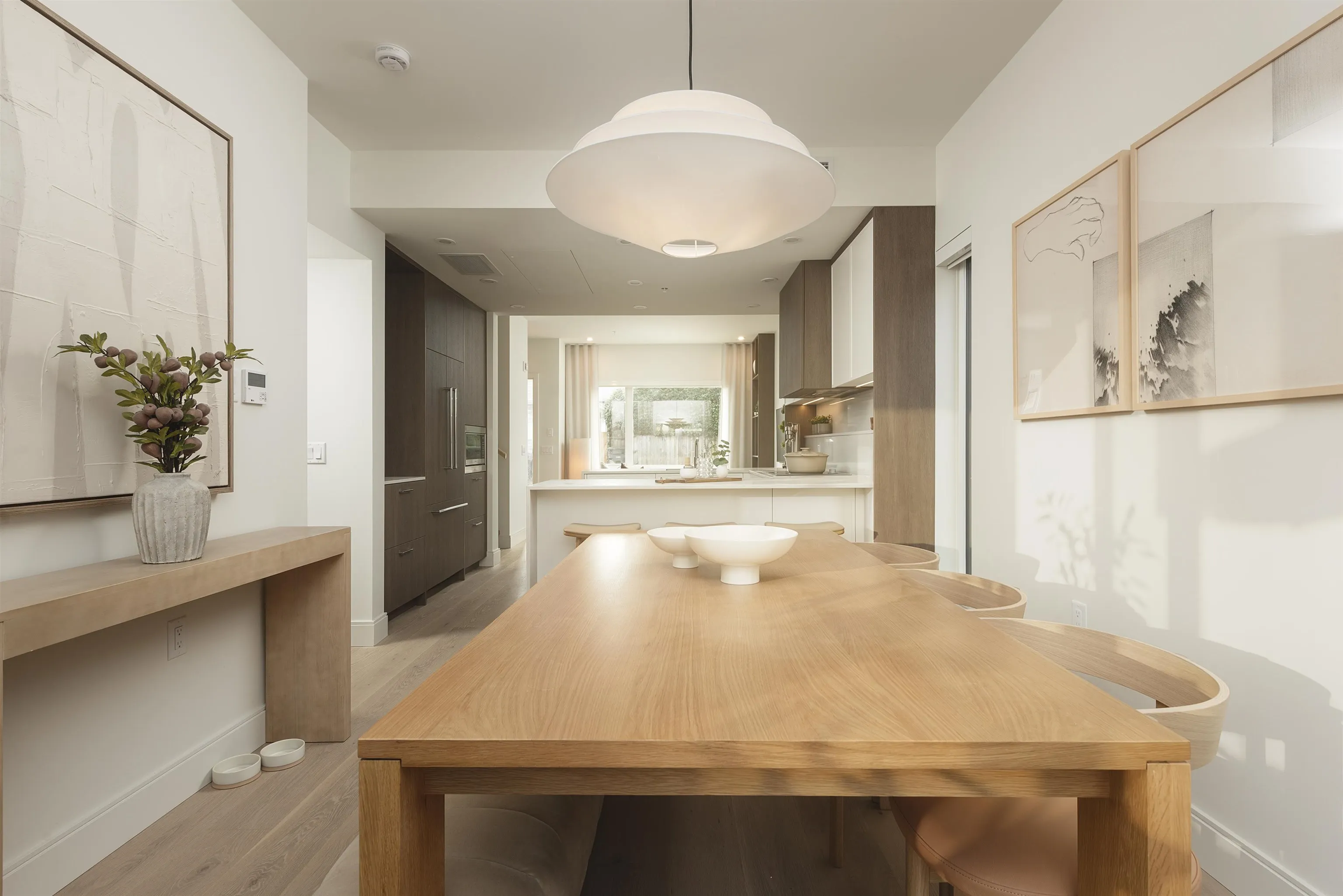 382 W 45th Avenue
