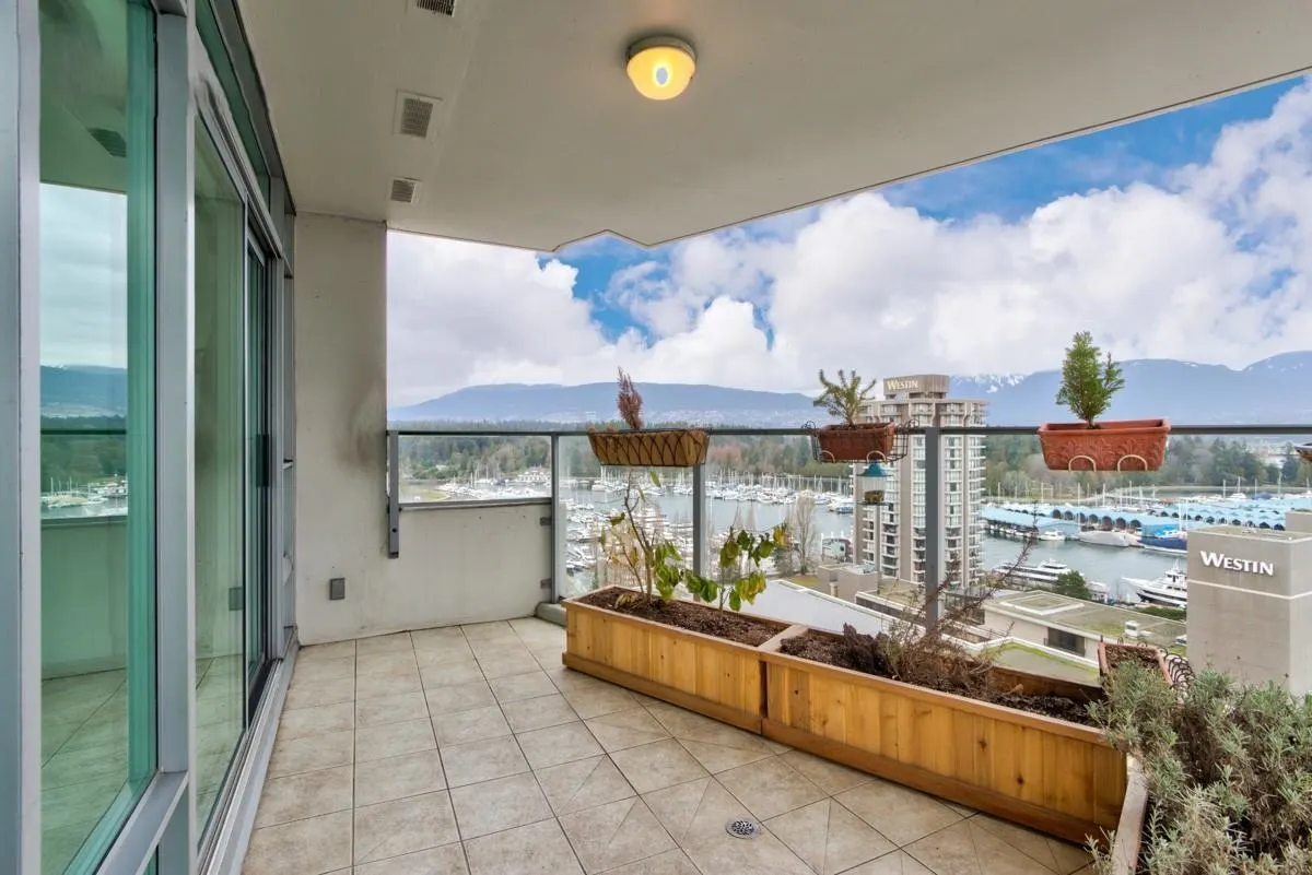 1616 Bayshore Drive #1602