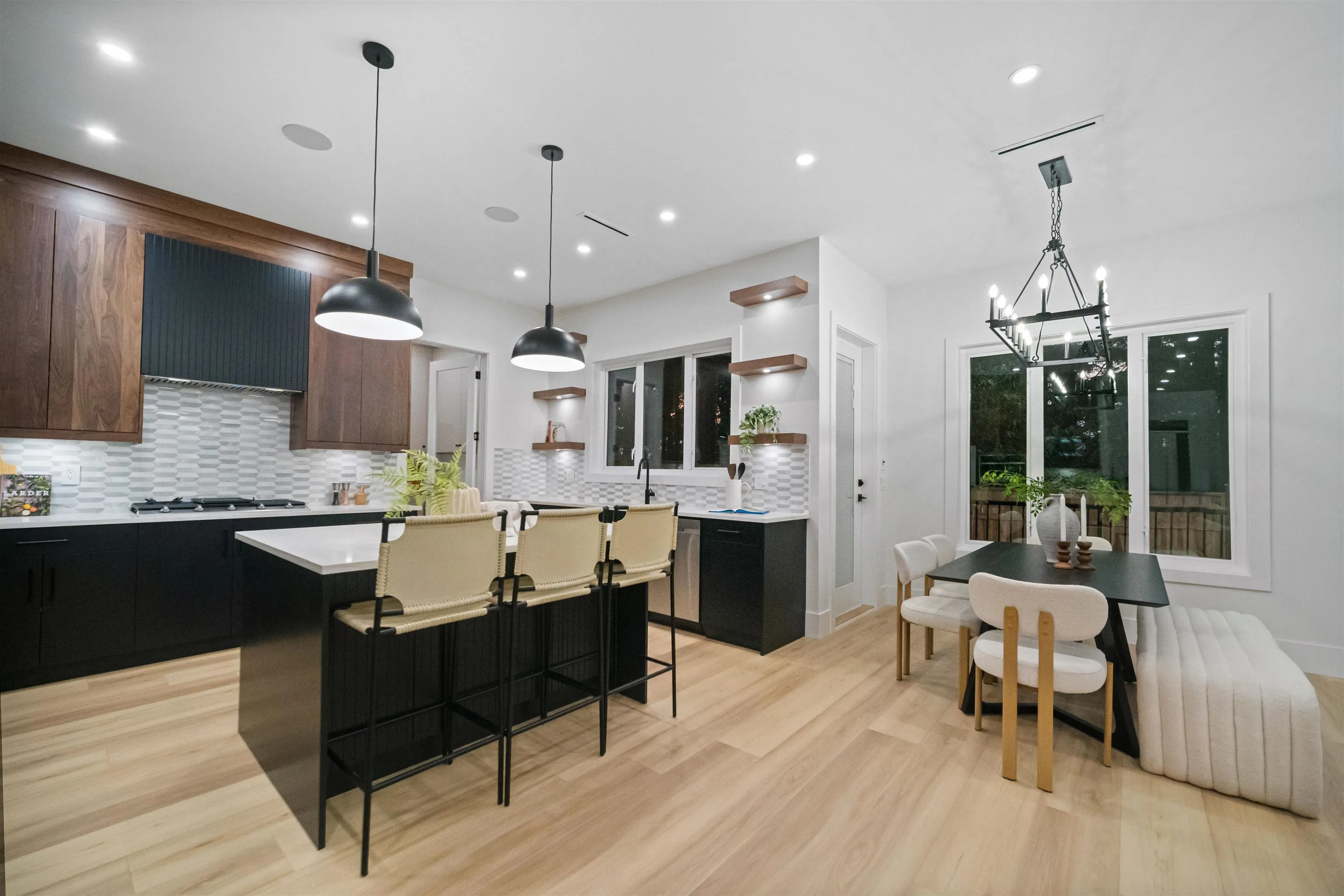 2219 Crystal Court
