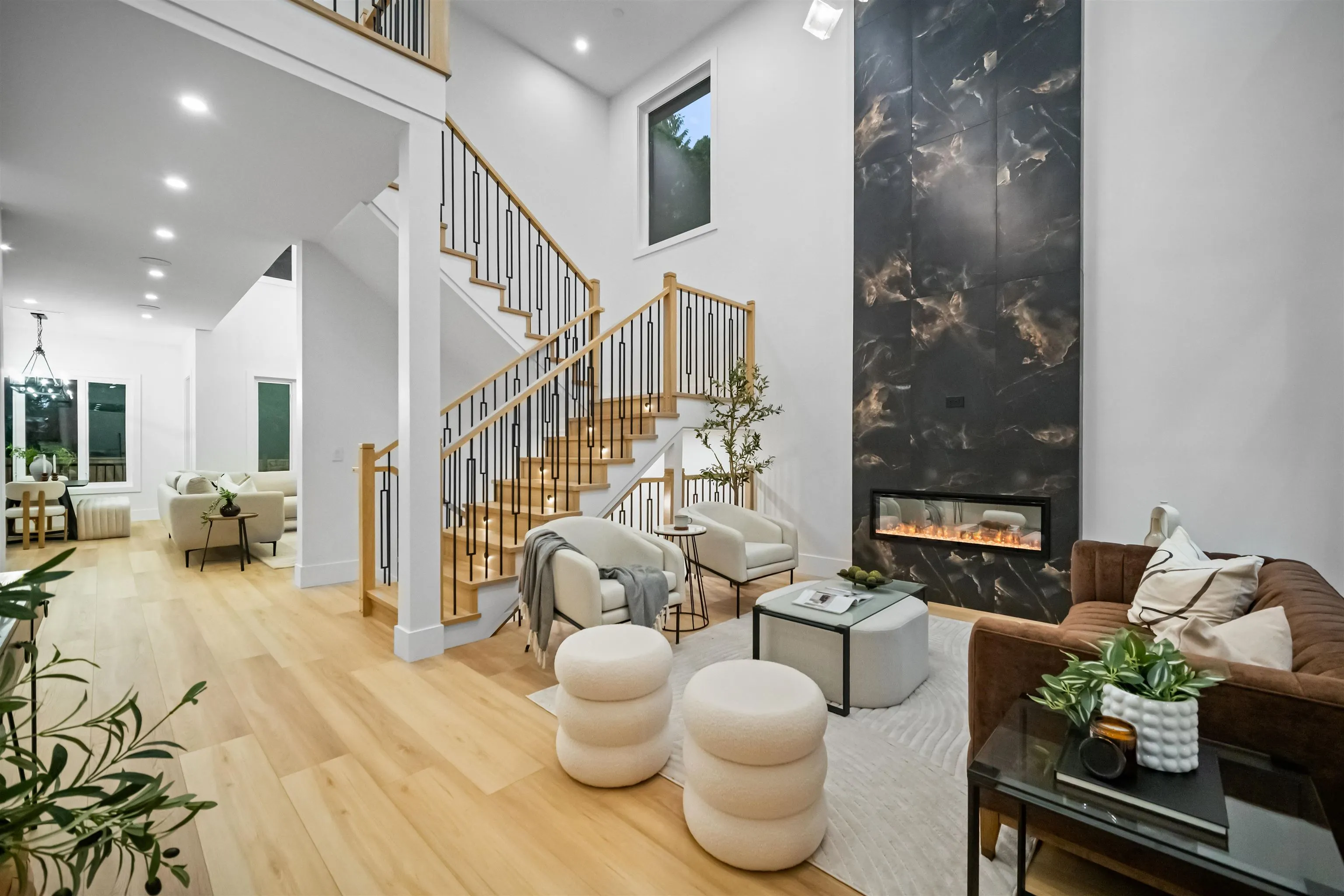 2219 Crystal Court