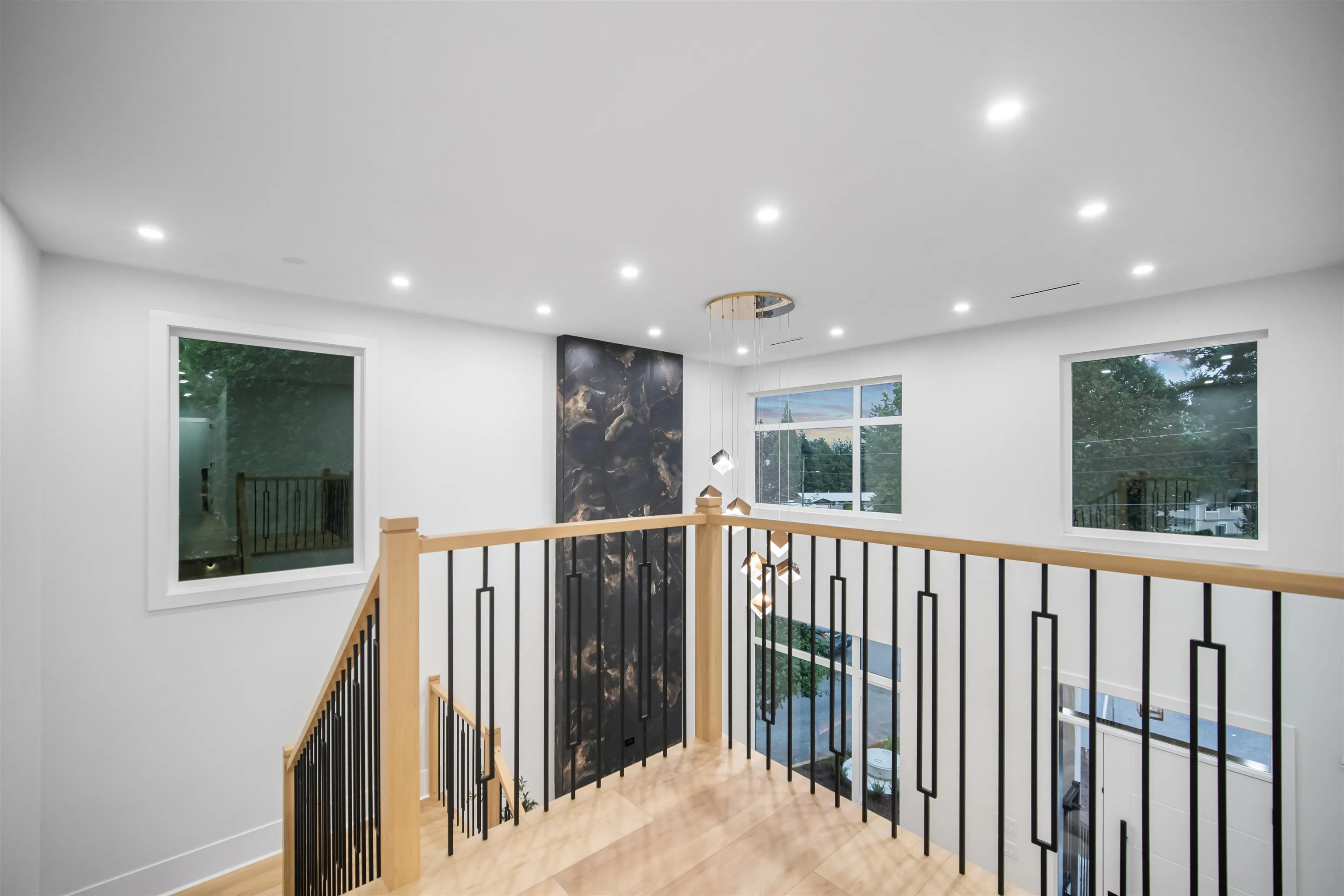 2219 Crystal Court