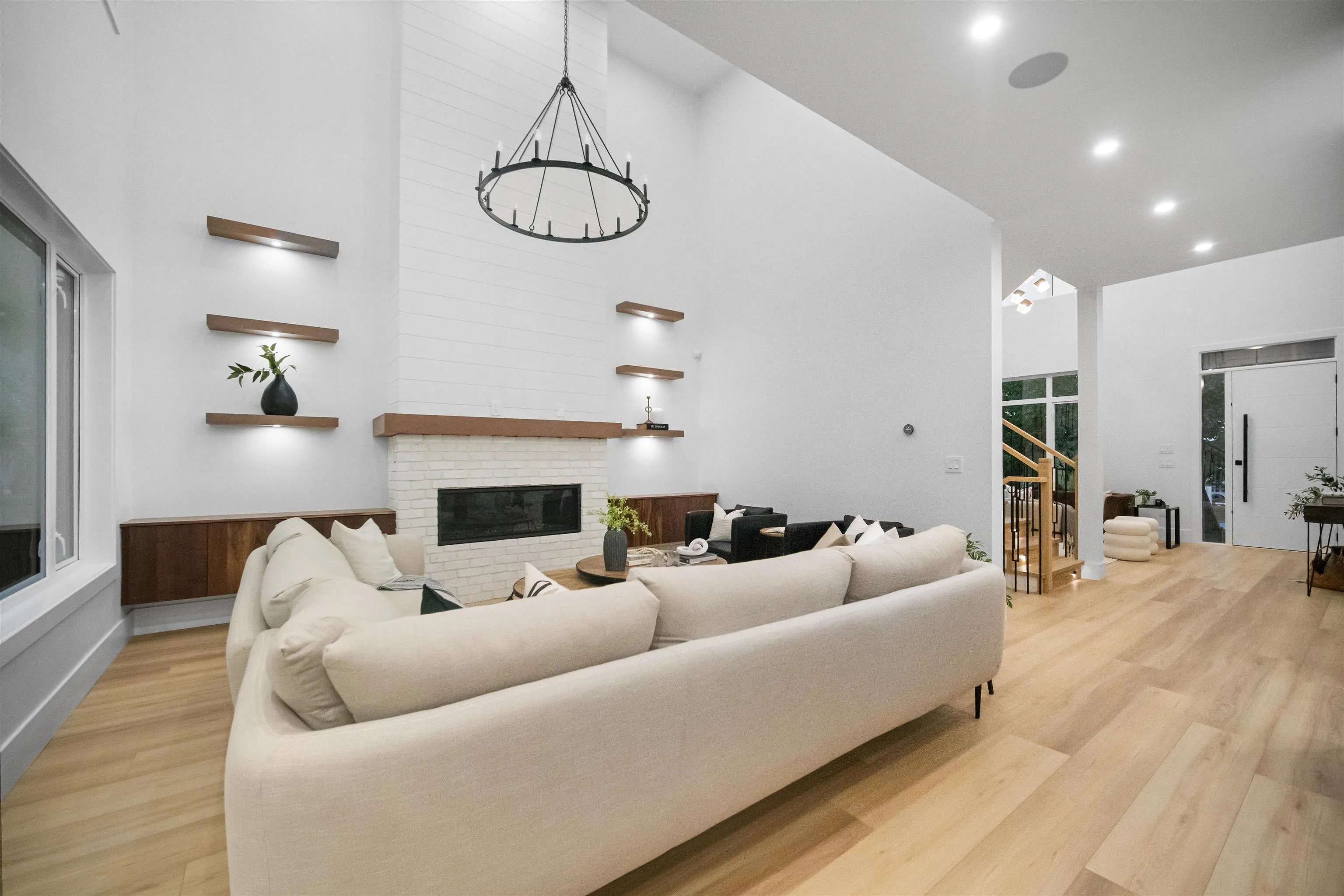 2219 Crystal Court