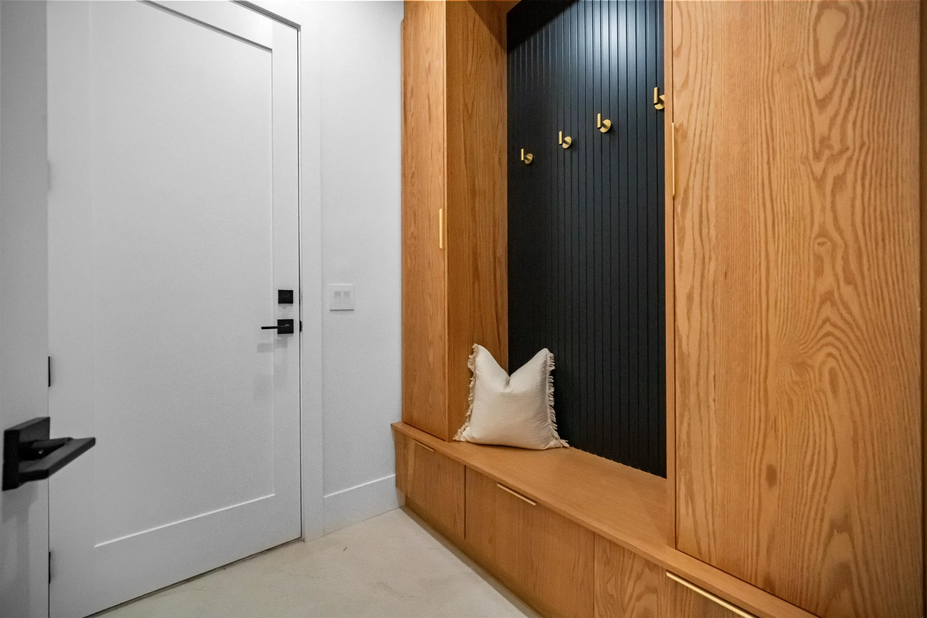 2219 Crystal Court
