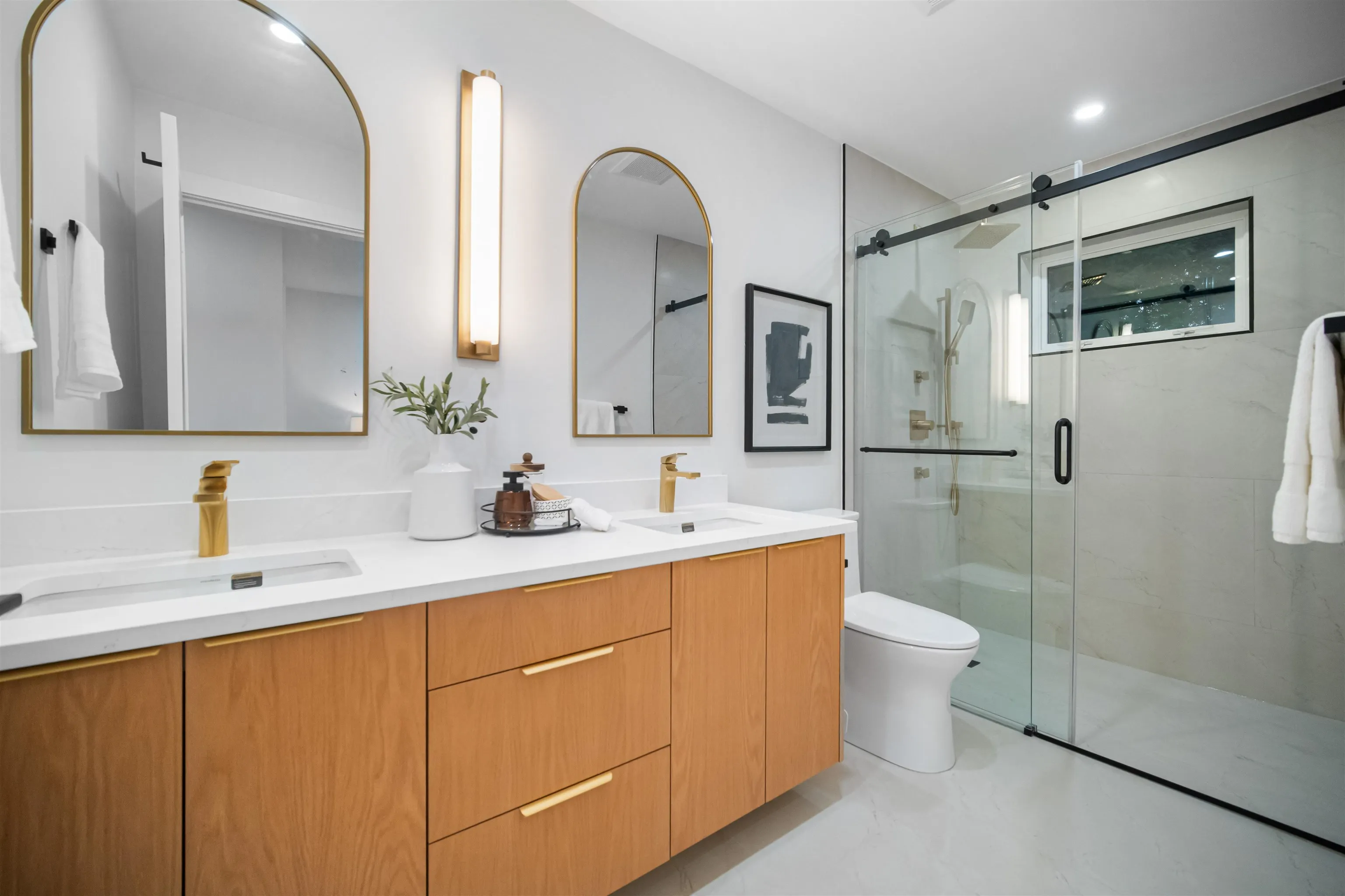 2219 Crystal Court