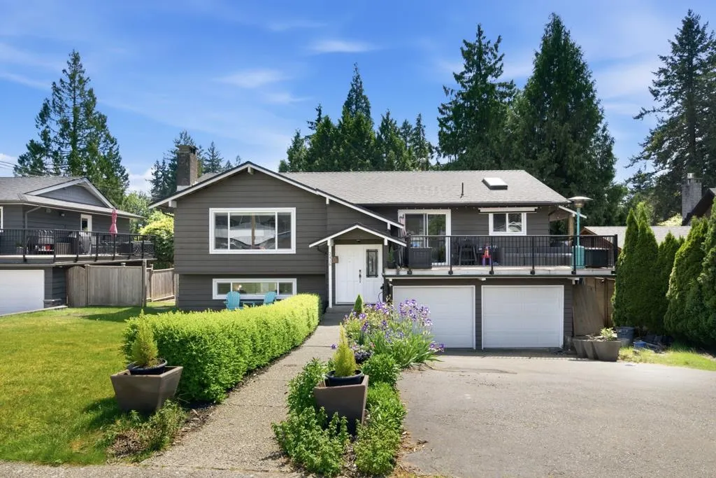 2416 Tolmie Avenue