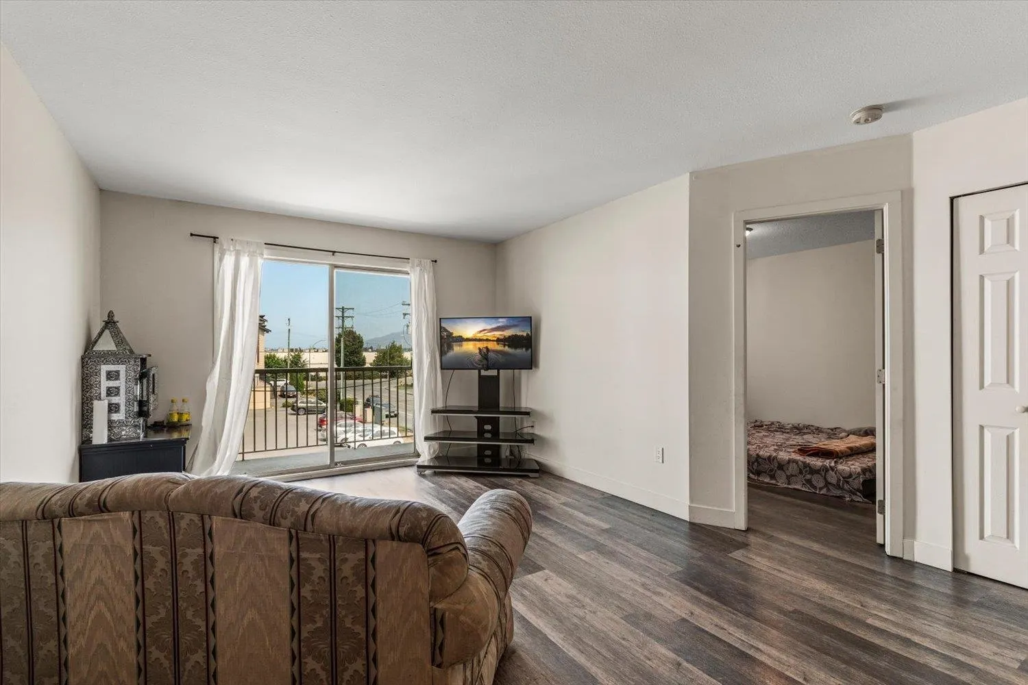 7435 Shaw Avenue #109