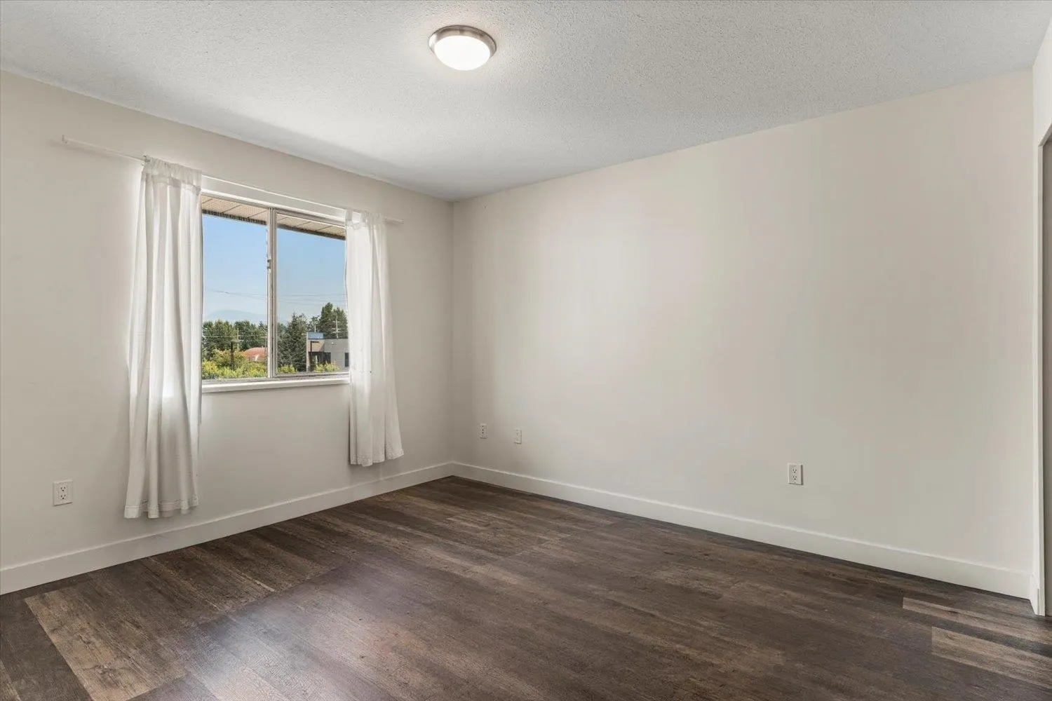 7435 Shaw Avenue #109
