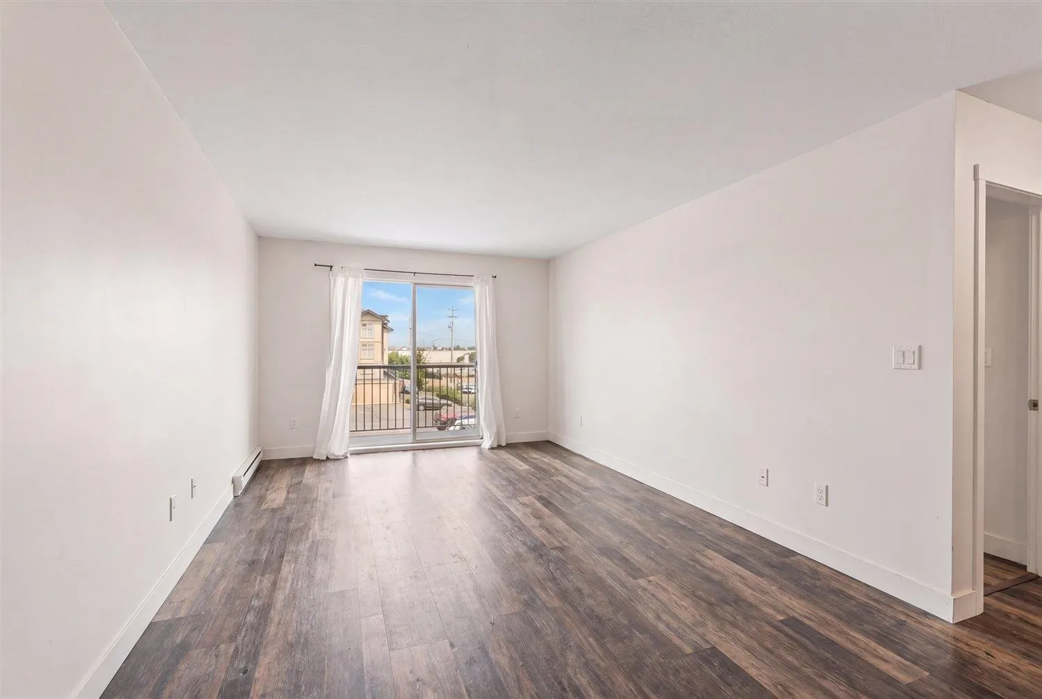 7435 Shaw Avenue #109