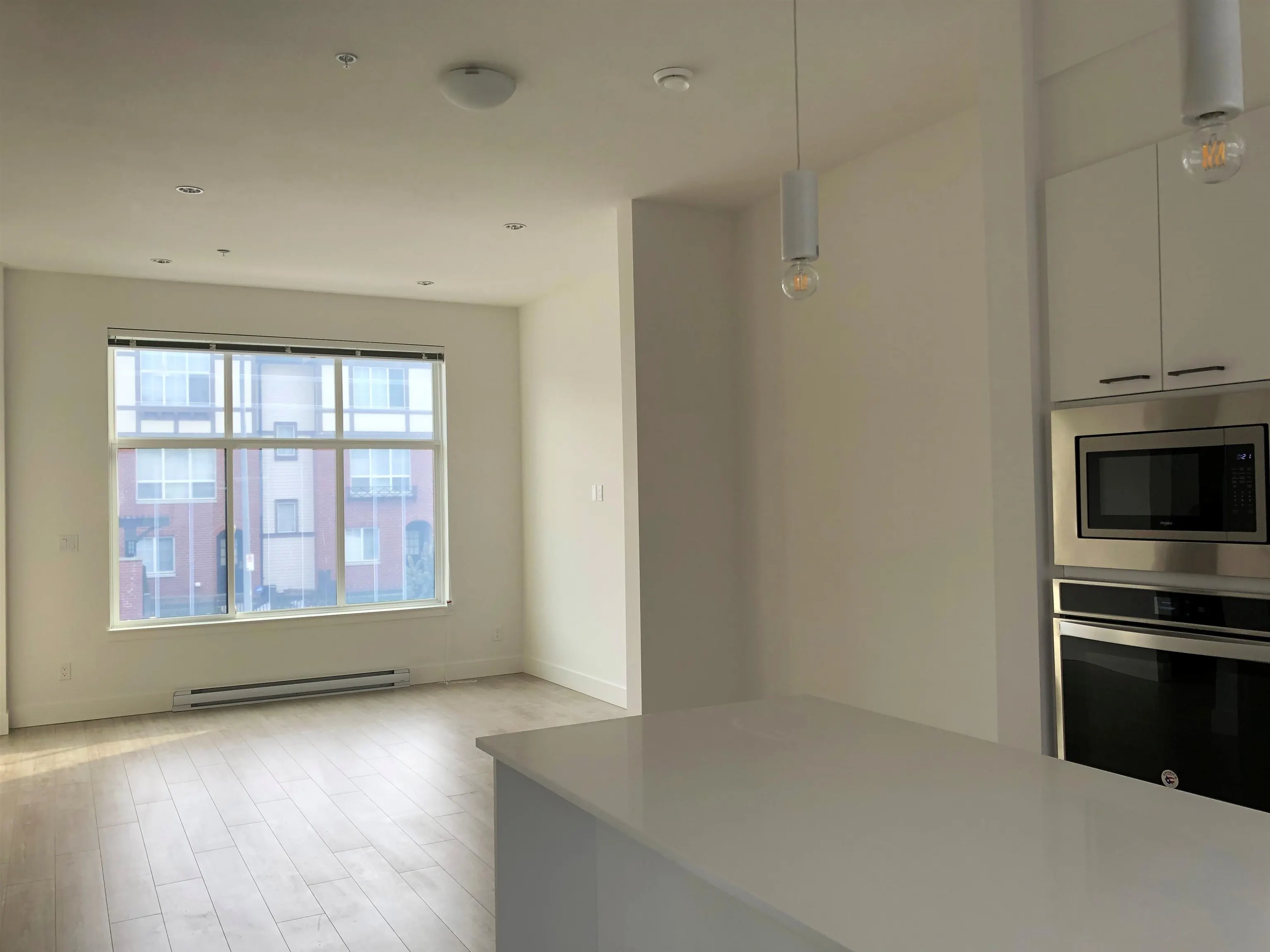 20852 78b Avenue #37