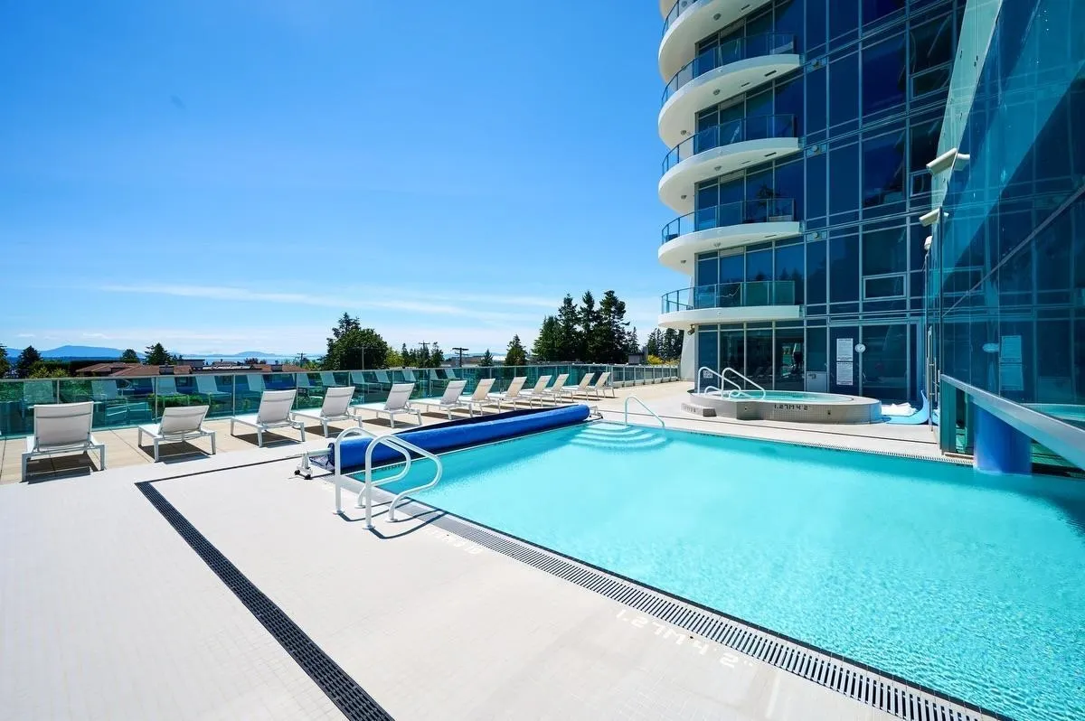 1501 Foster Street #2102
