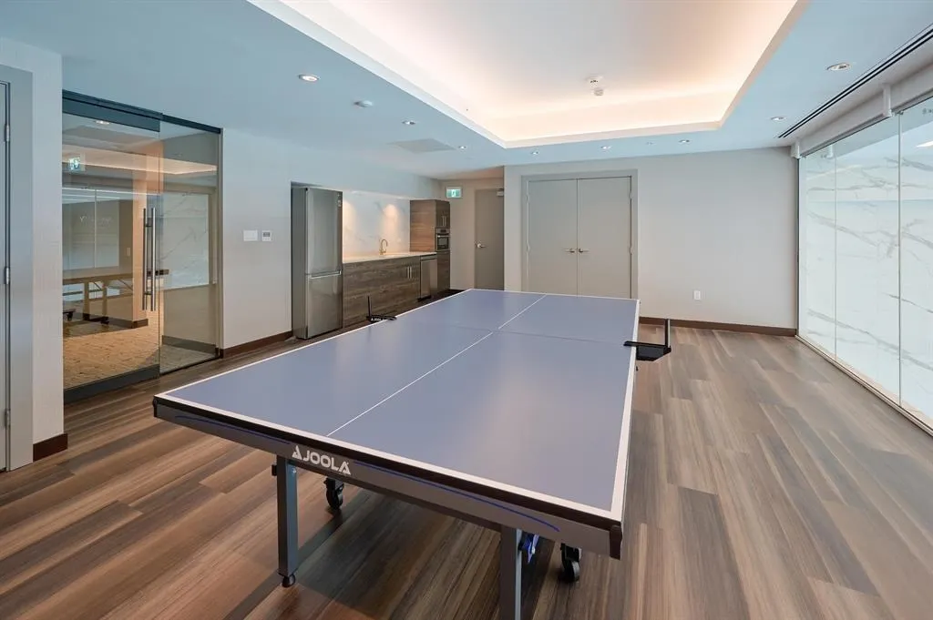 1501 Foster Street #2102