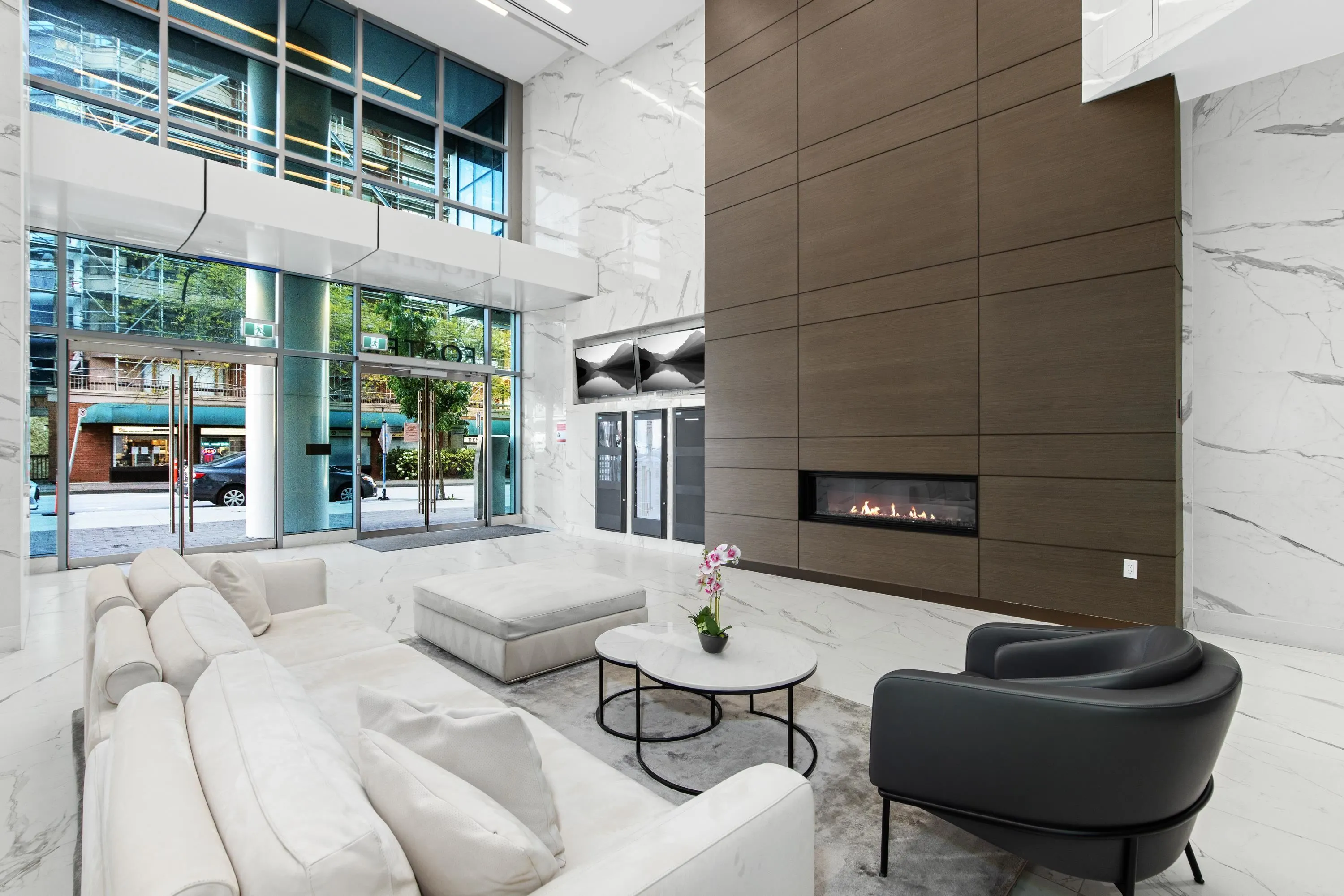 1501 Foster Street #2102