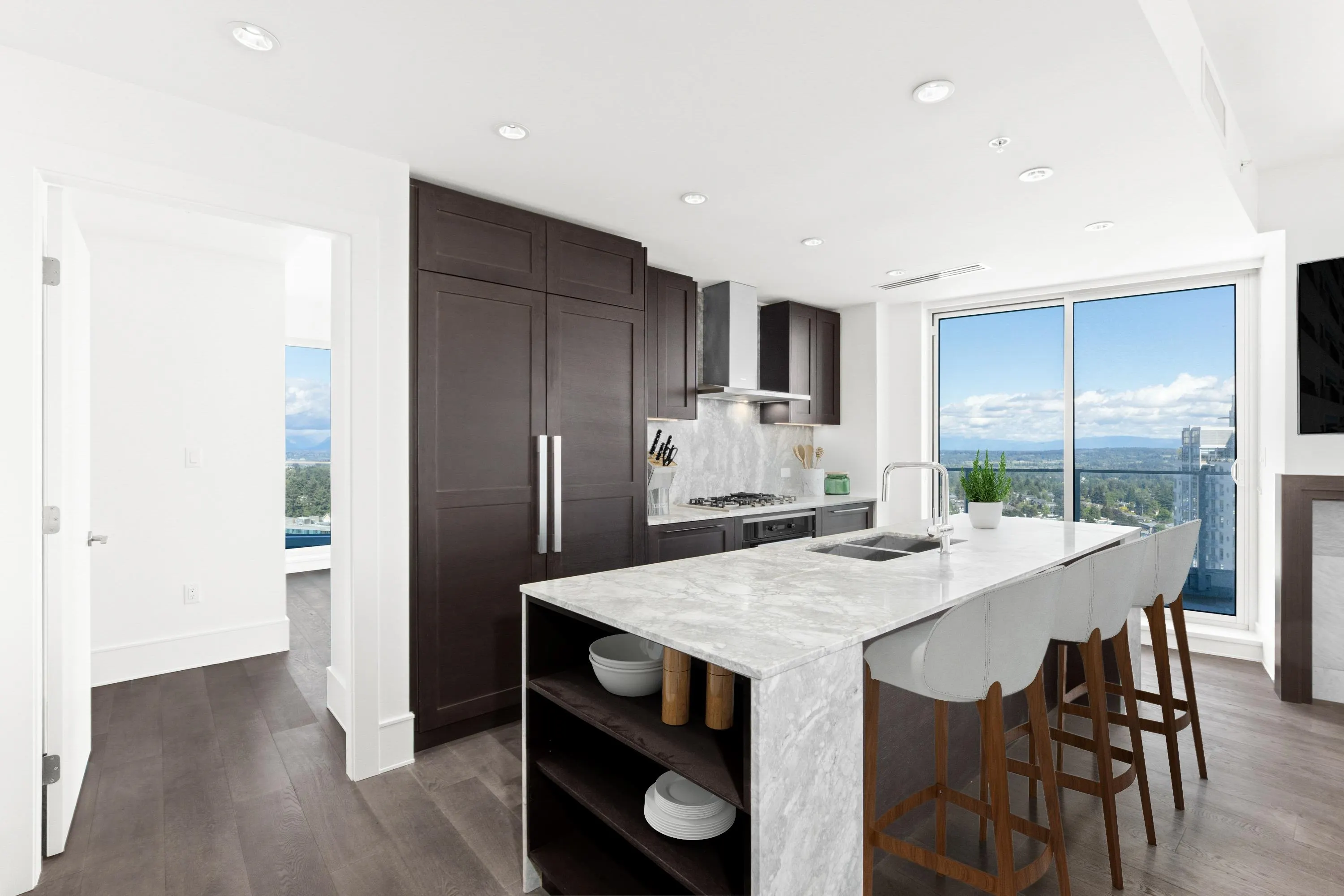 1501 Foster Street #2102