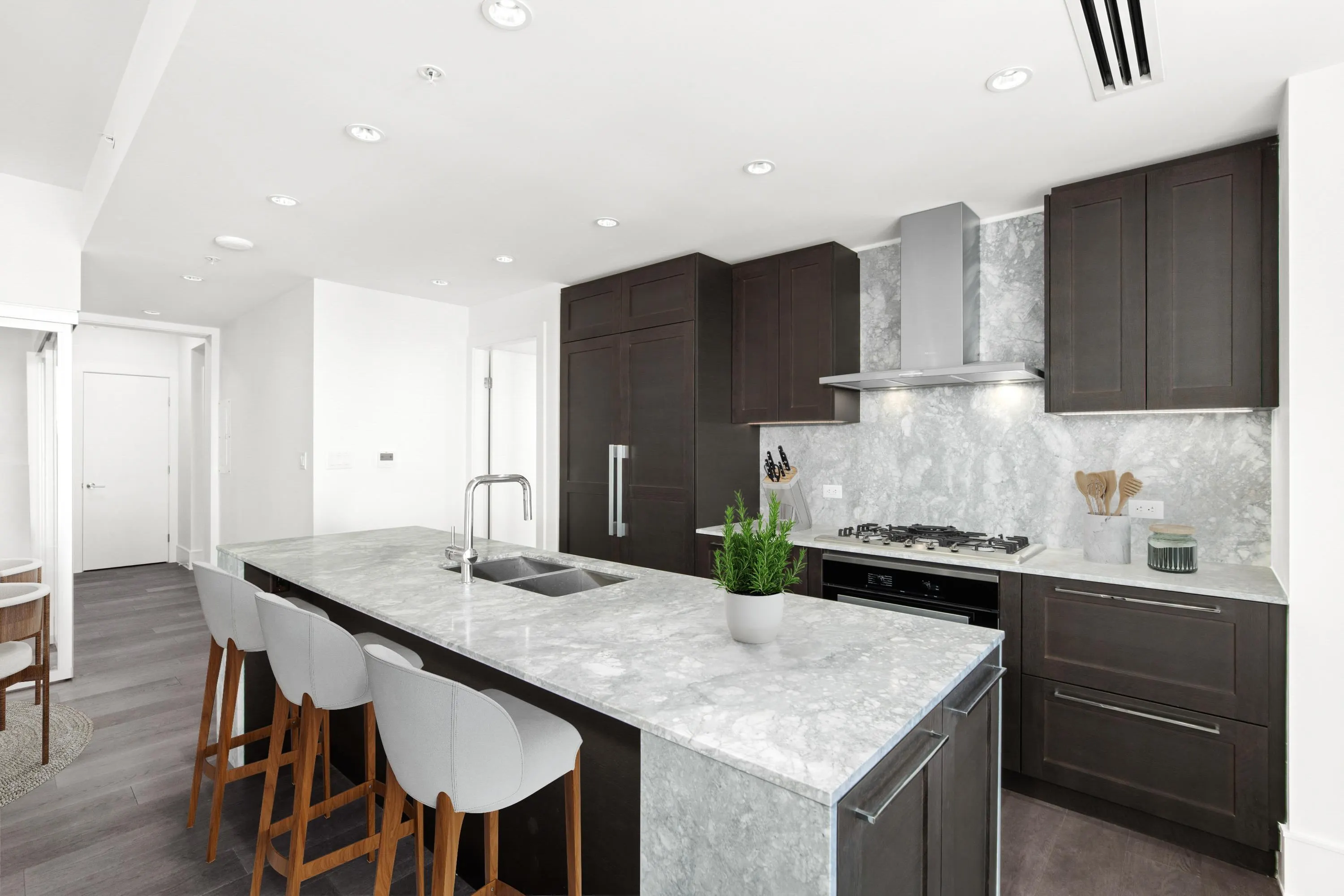 1501 Foster Street #2102