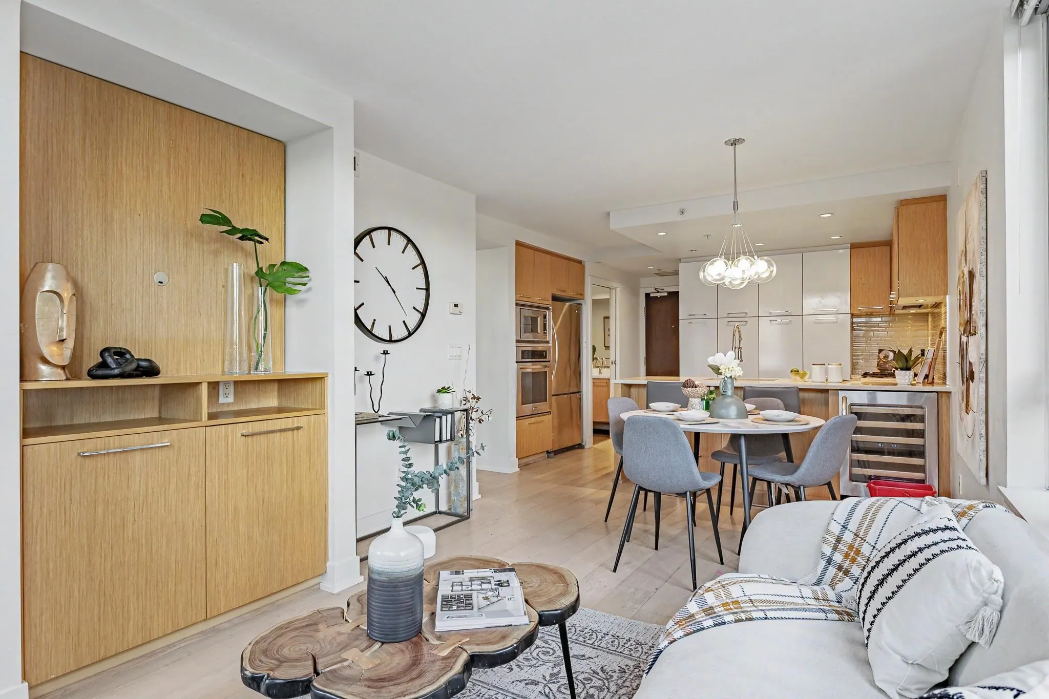 1680 W 4th Avenue #207