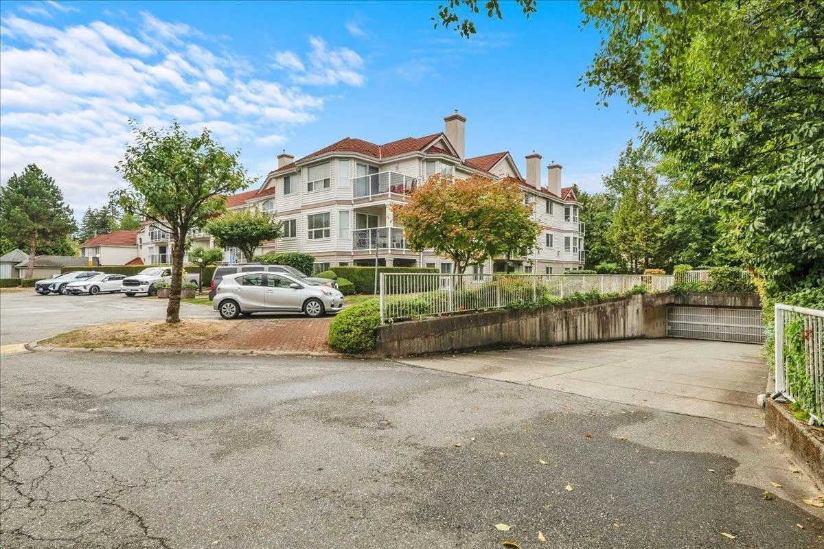 12733 72 Avenue #103