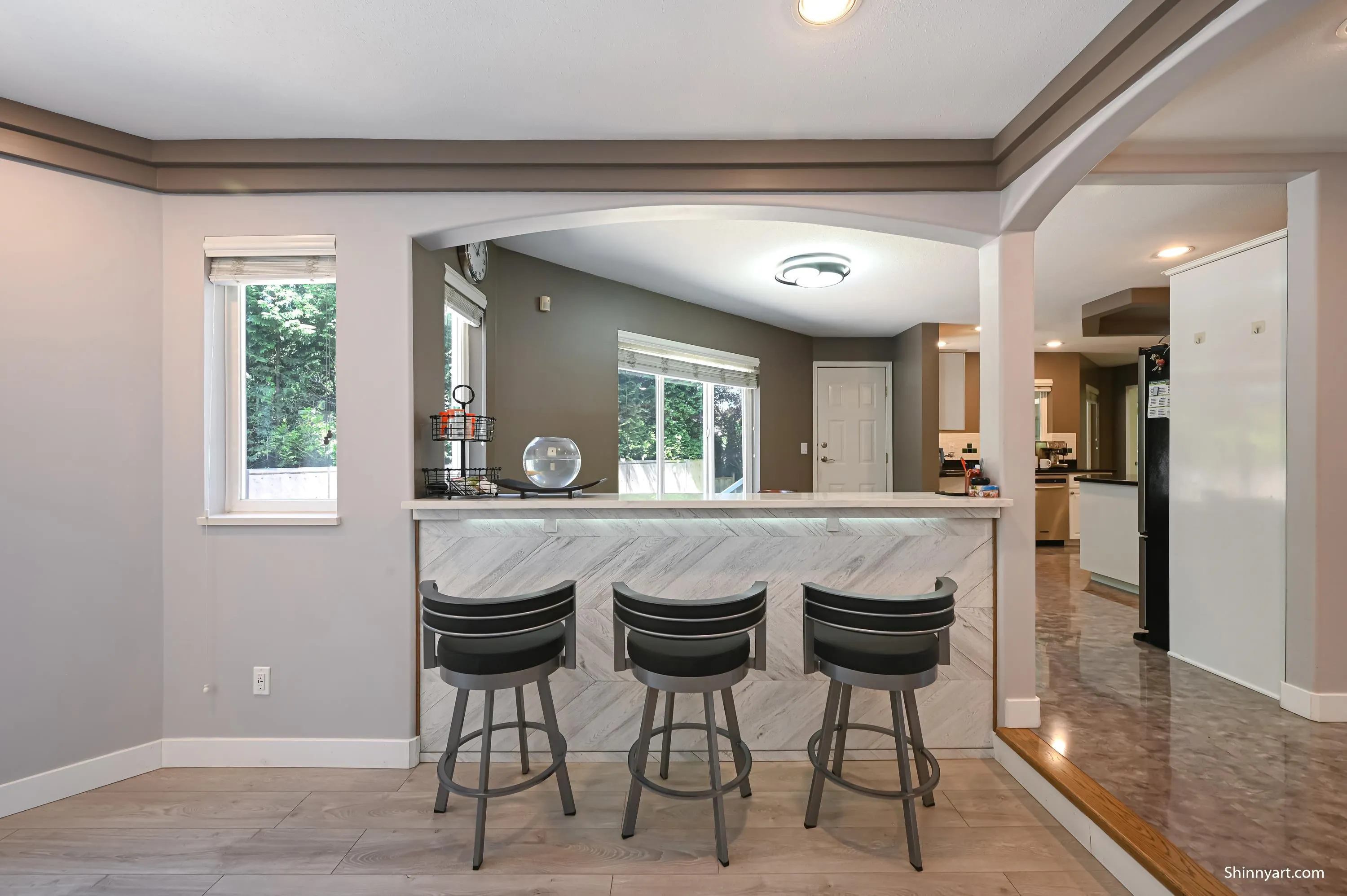 6339 Canada Way