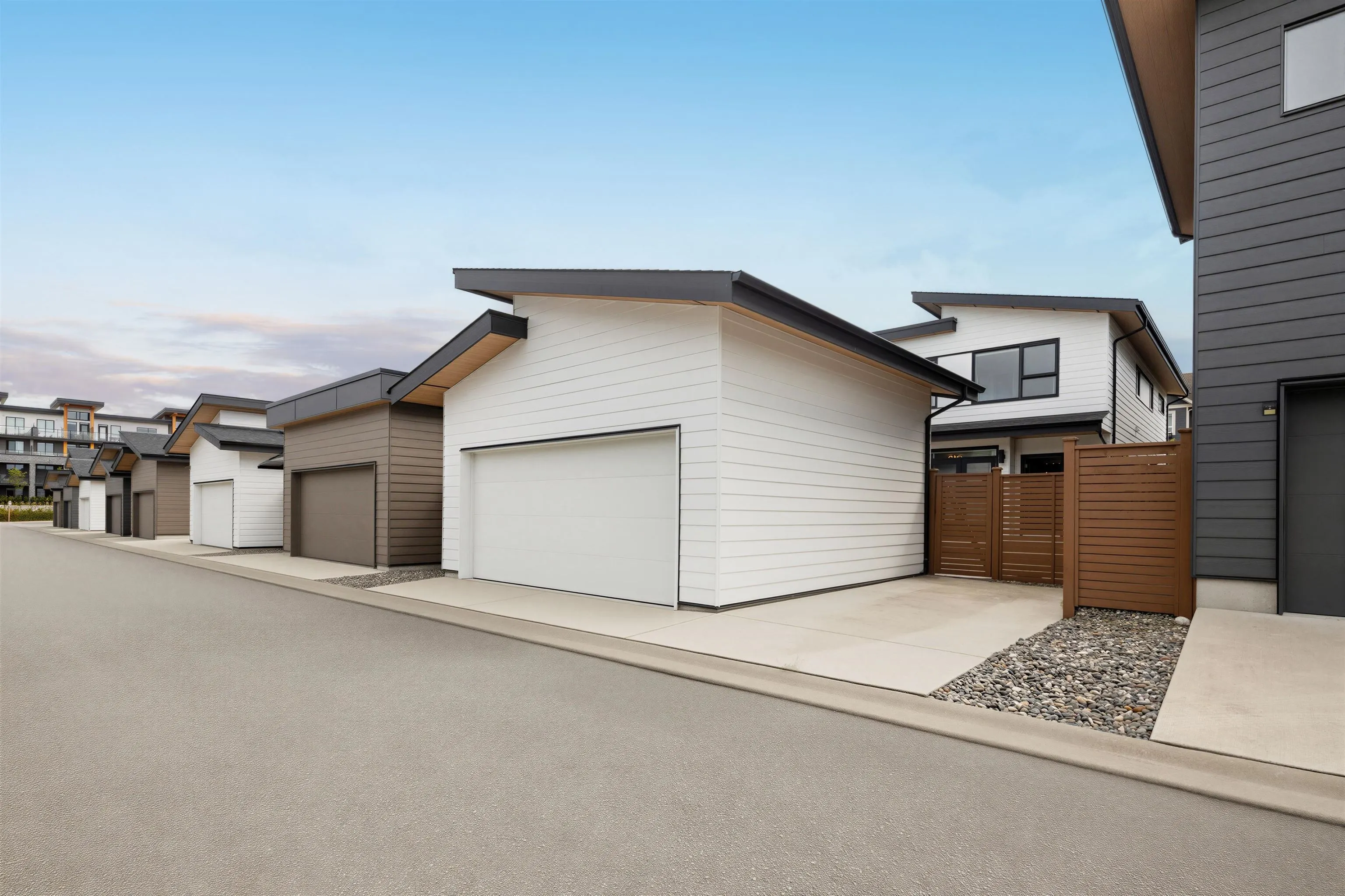 4725 Blue Heron Way