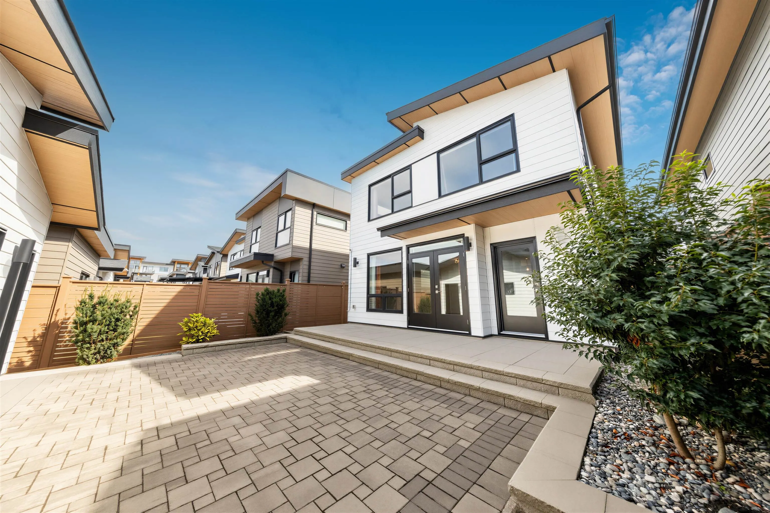 4725 Blue Heron Way