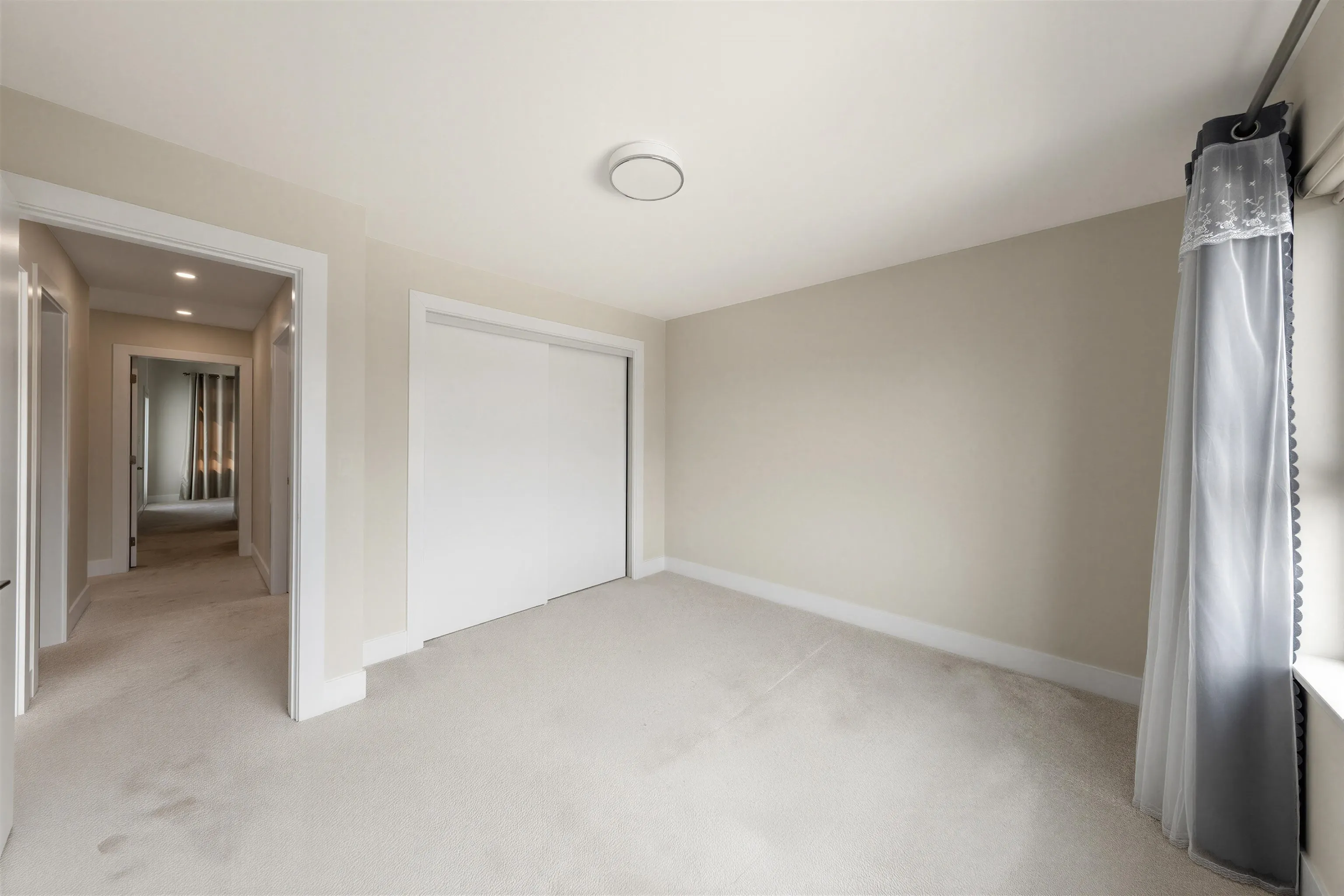 4725 Blue Heron Way