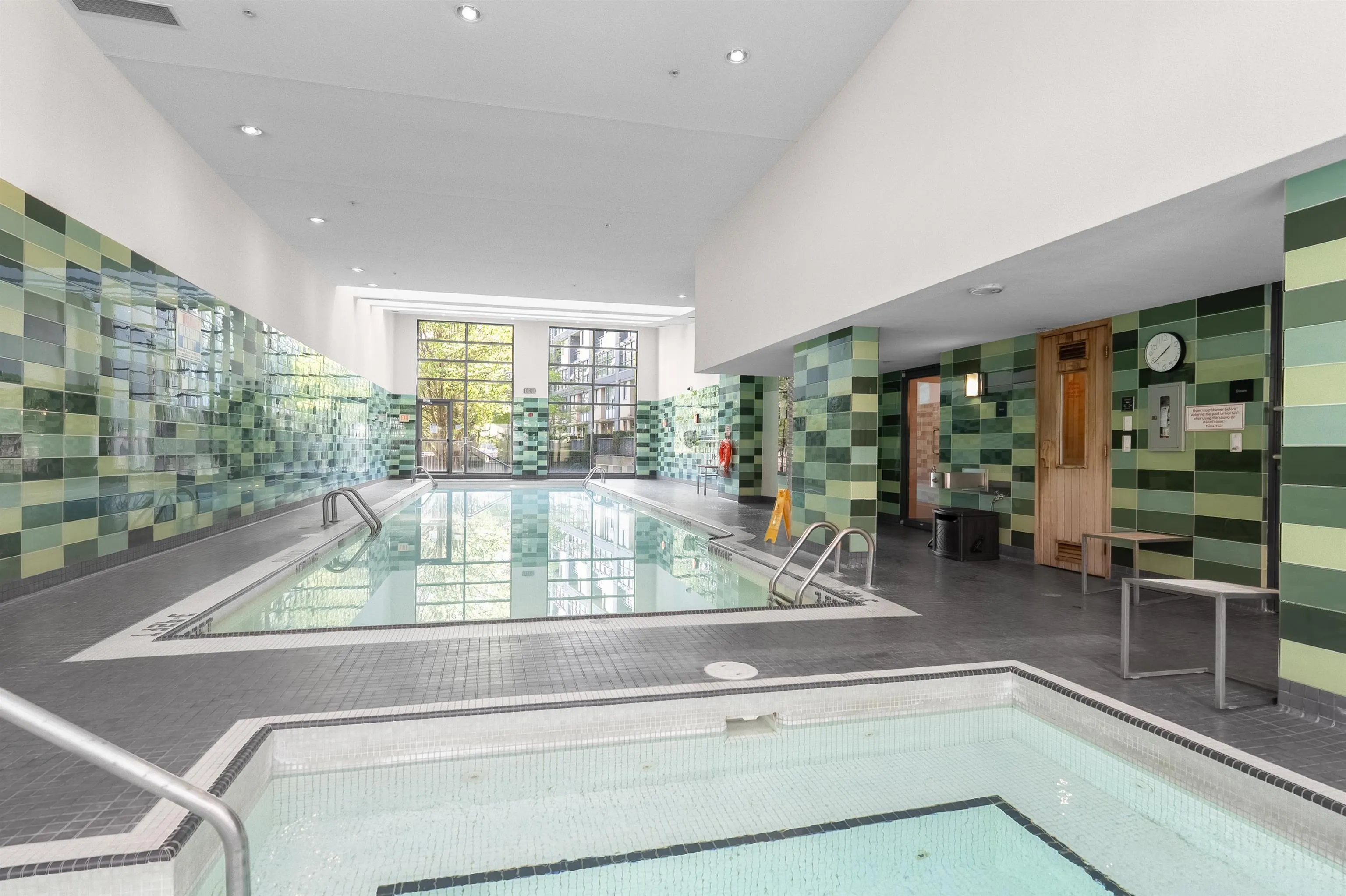 9 Smithe Mews #200