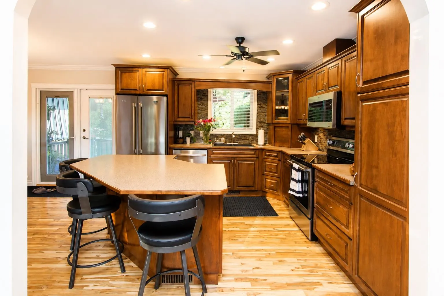 6780 School Lane