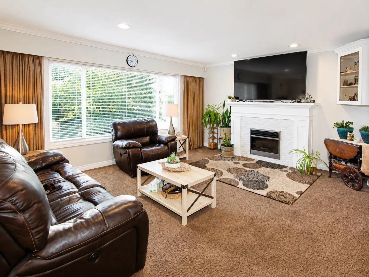 6780 School Lane