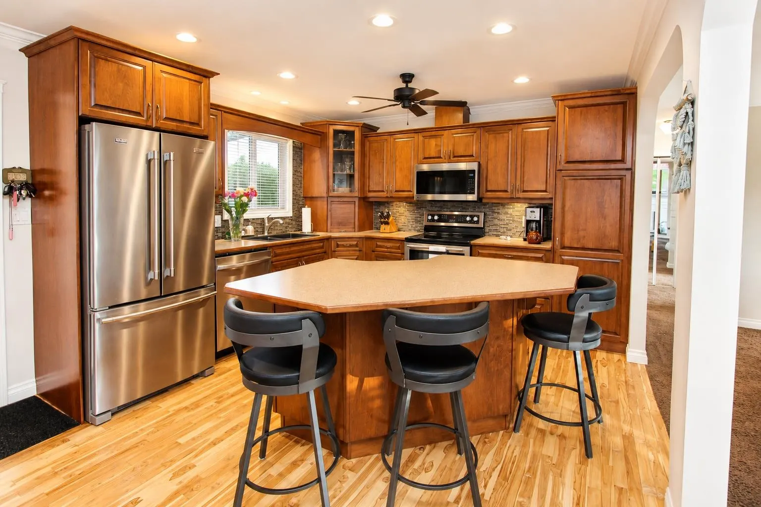 6780 School Lane