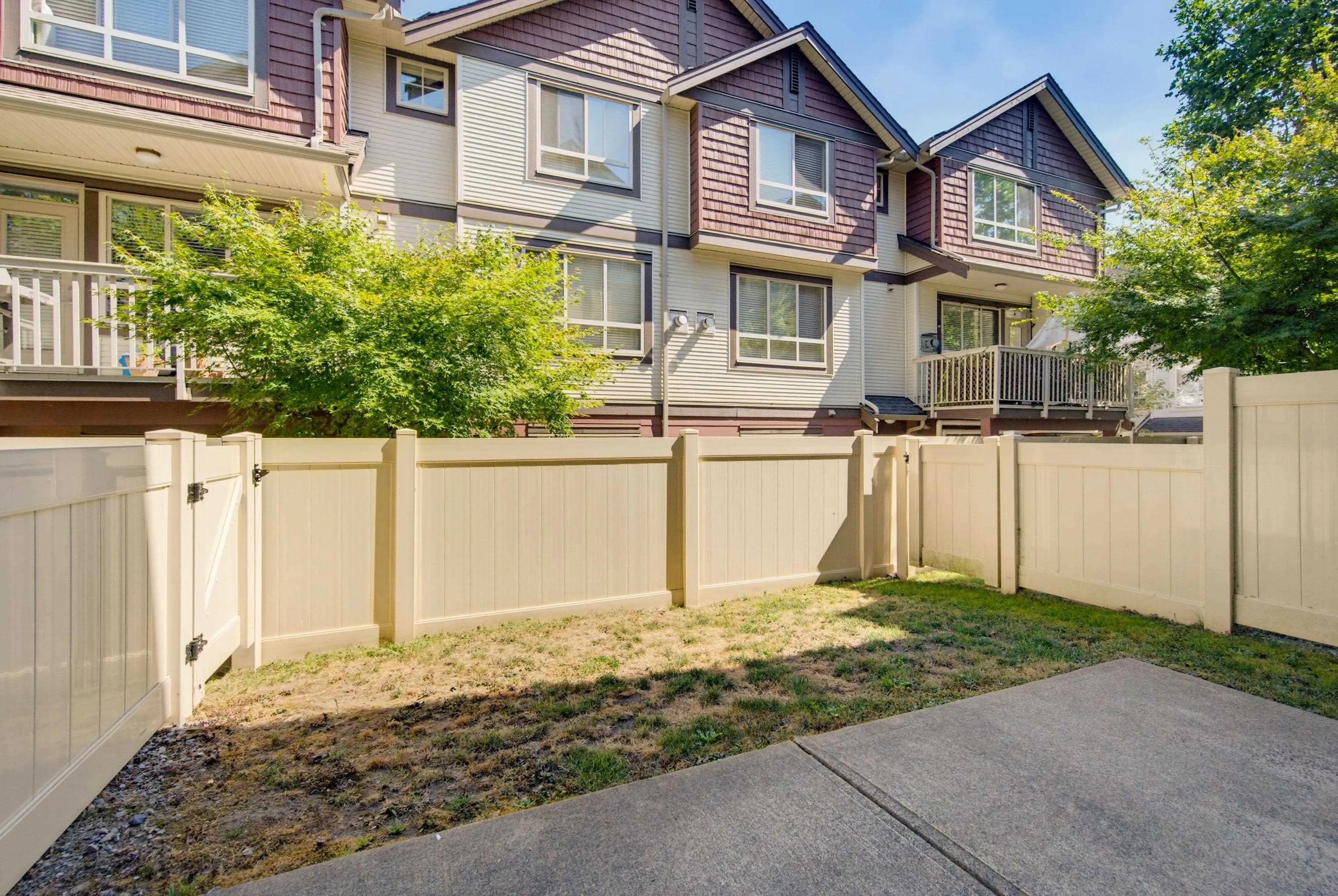 19560 68 Avenue #29