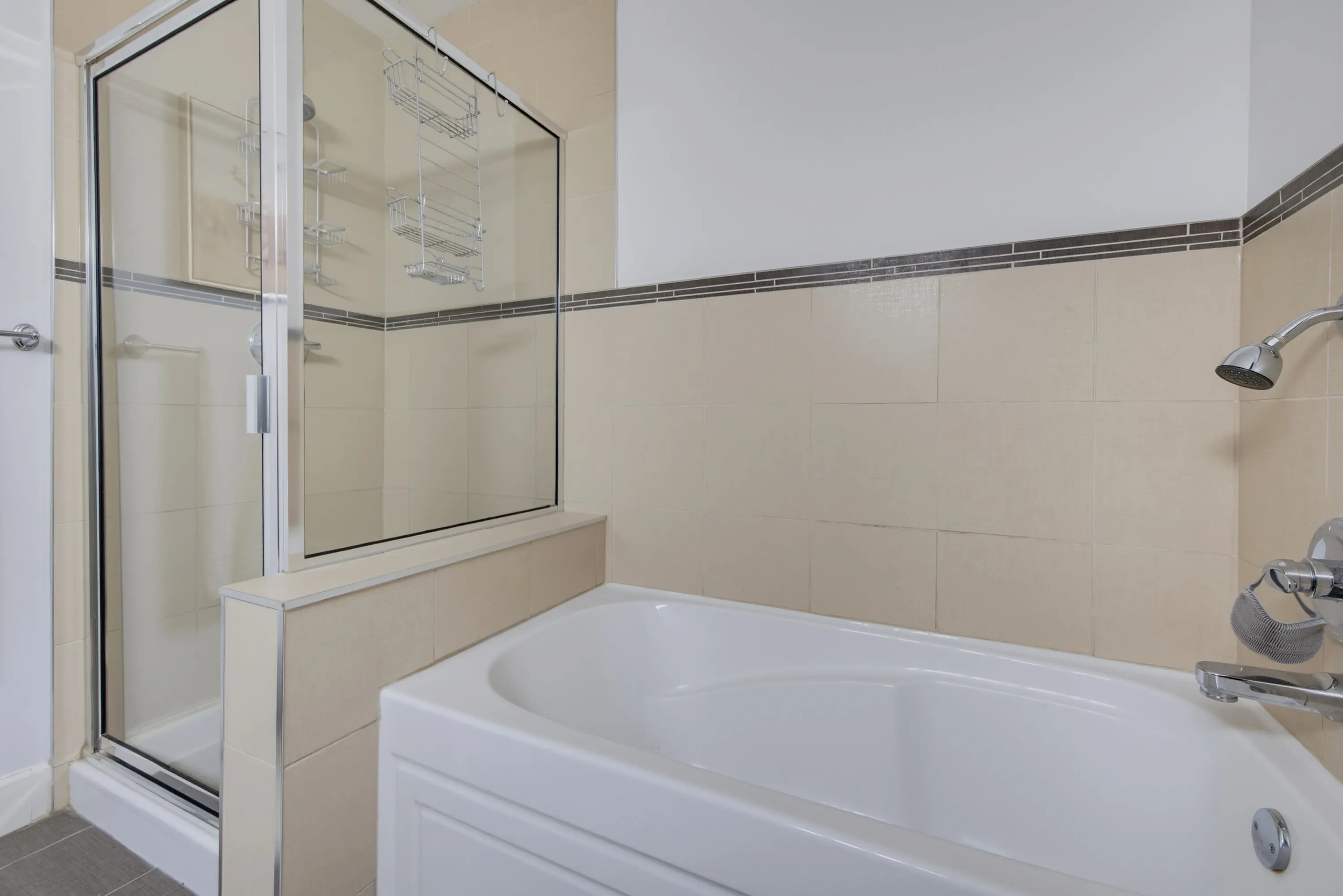 19560 68 Avenue #29