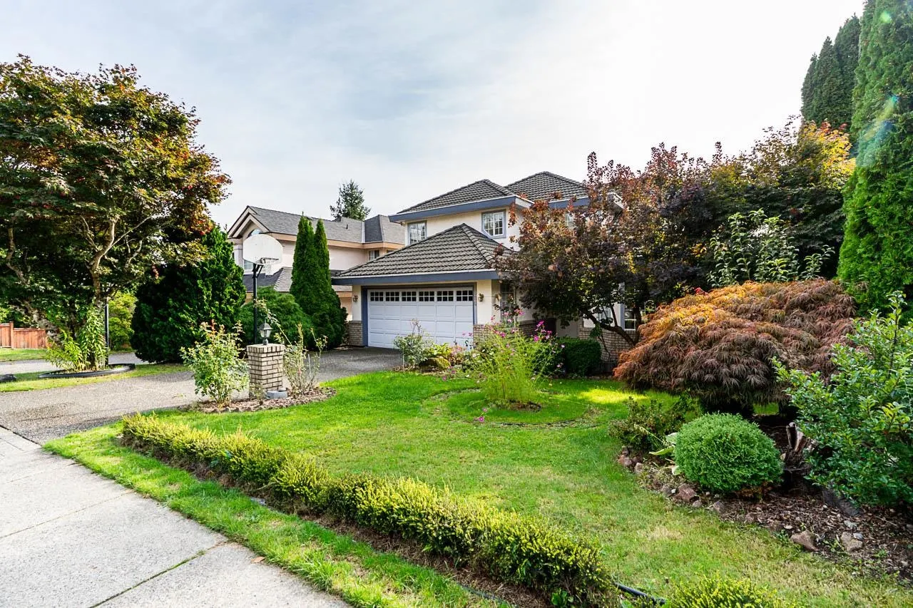 2980 Cliffrose Crescent