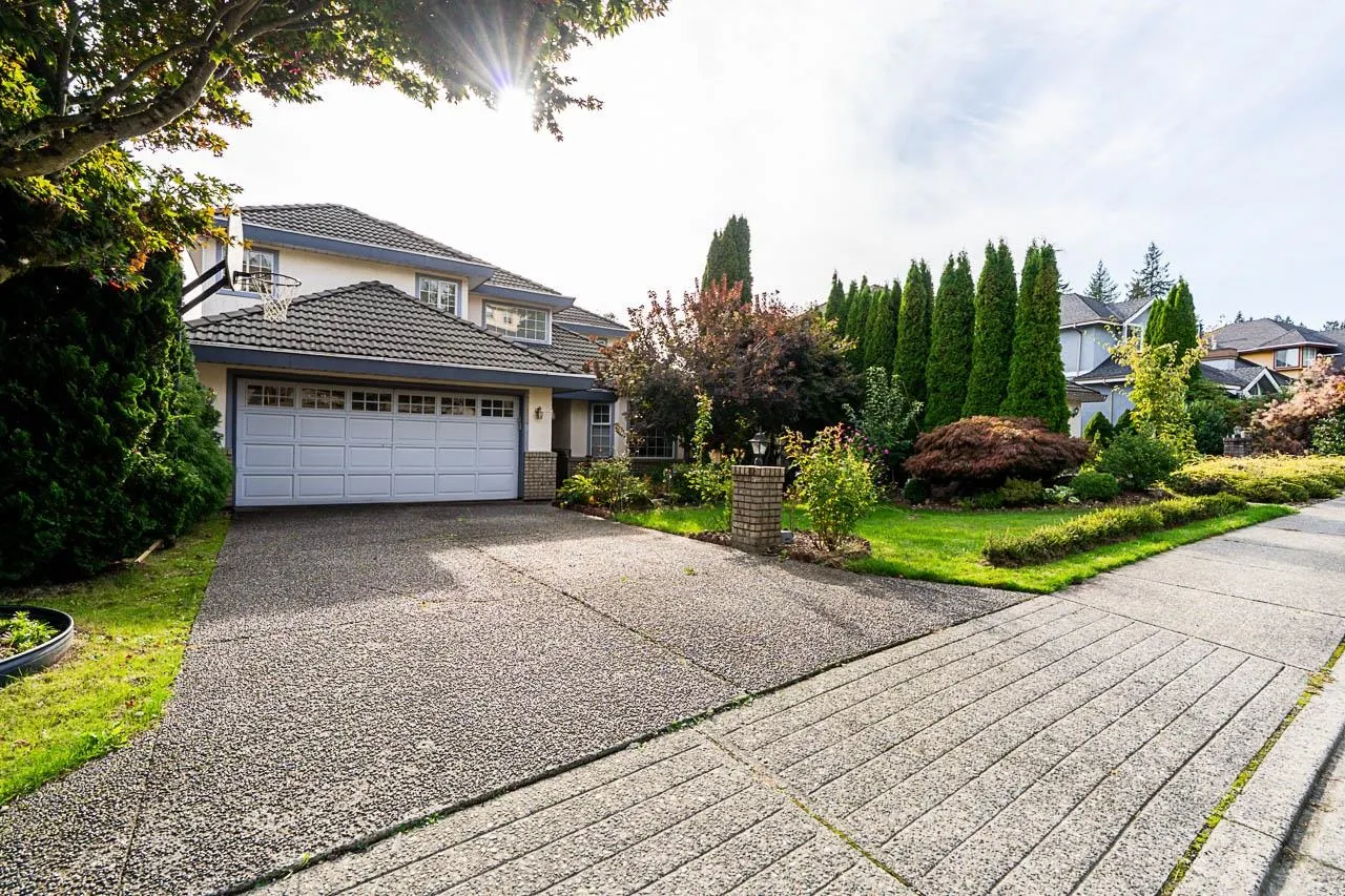 2980 Cliffrose Crescent